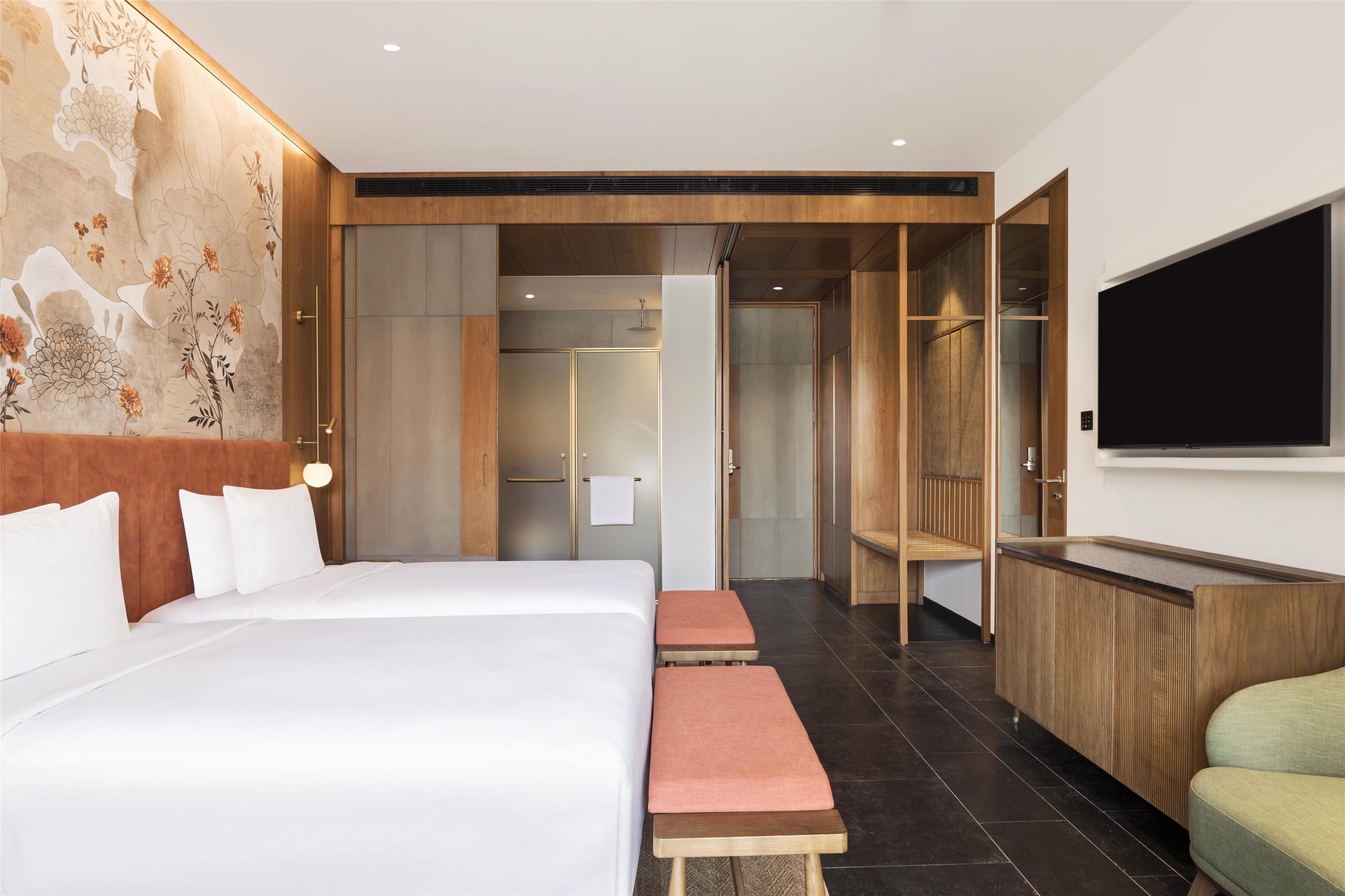 Twin Premium with Views