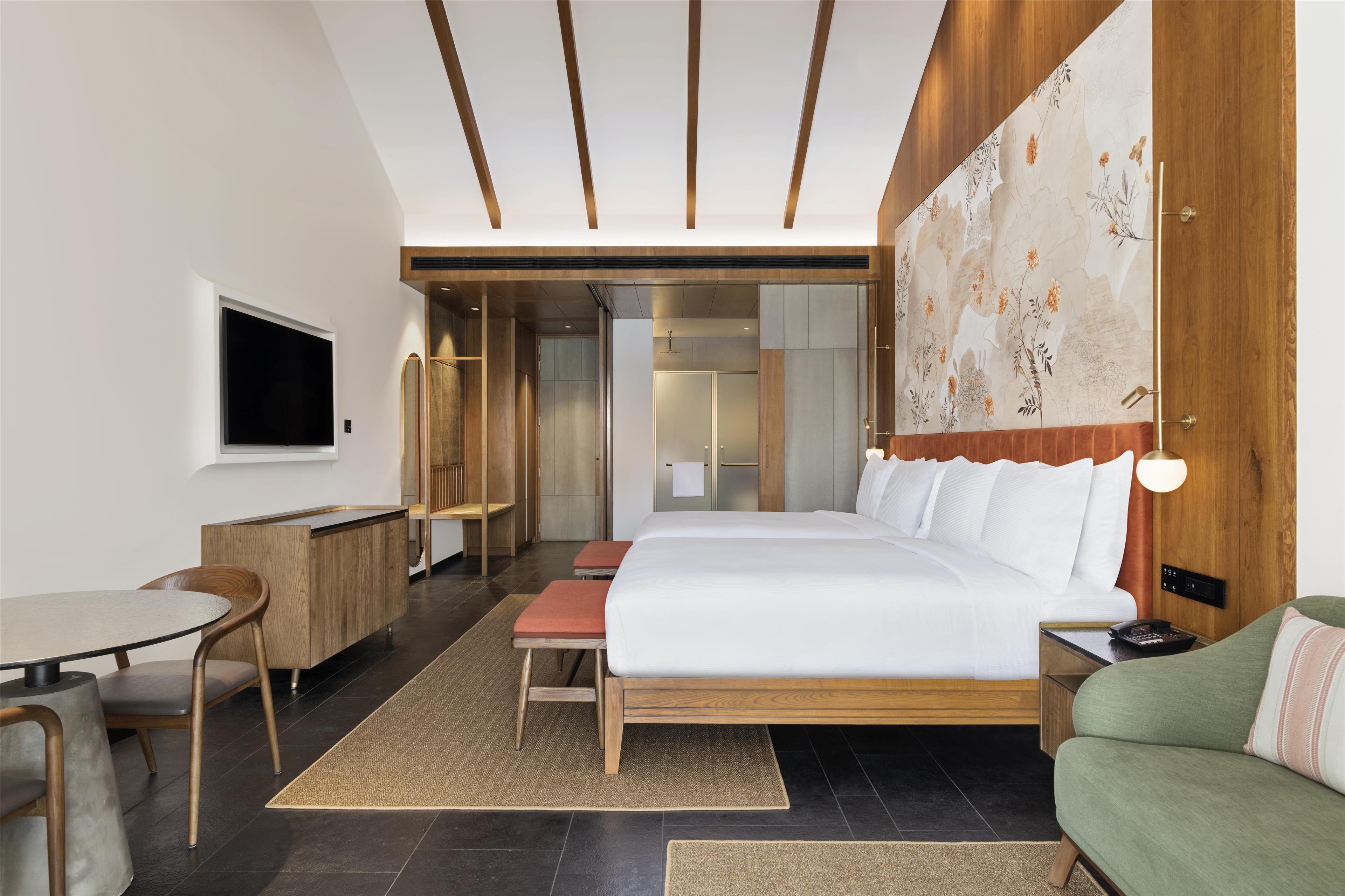 Twin Premium with Views