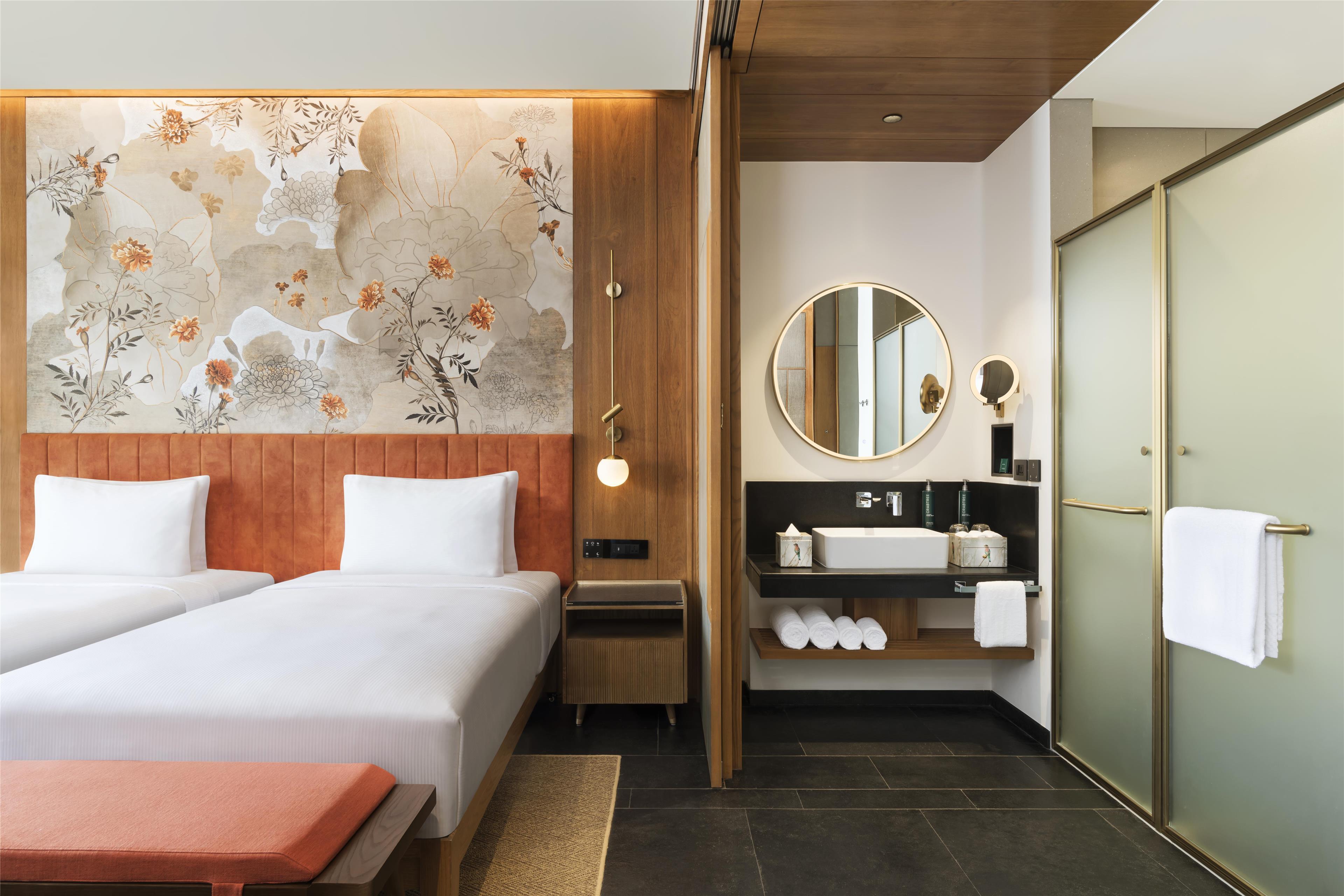 Twin Premium with Views