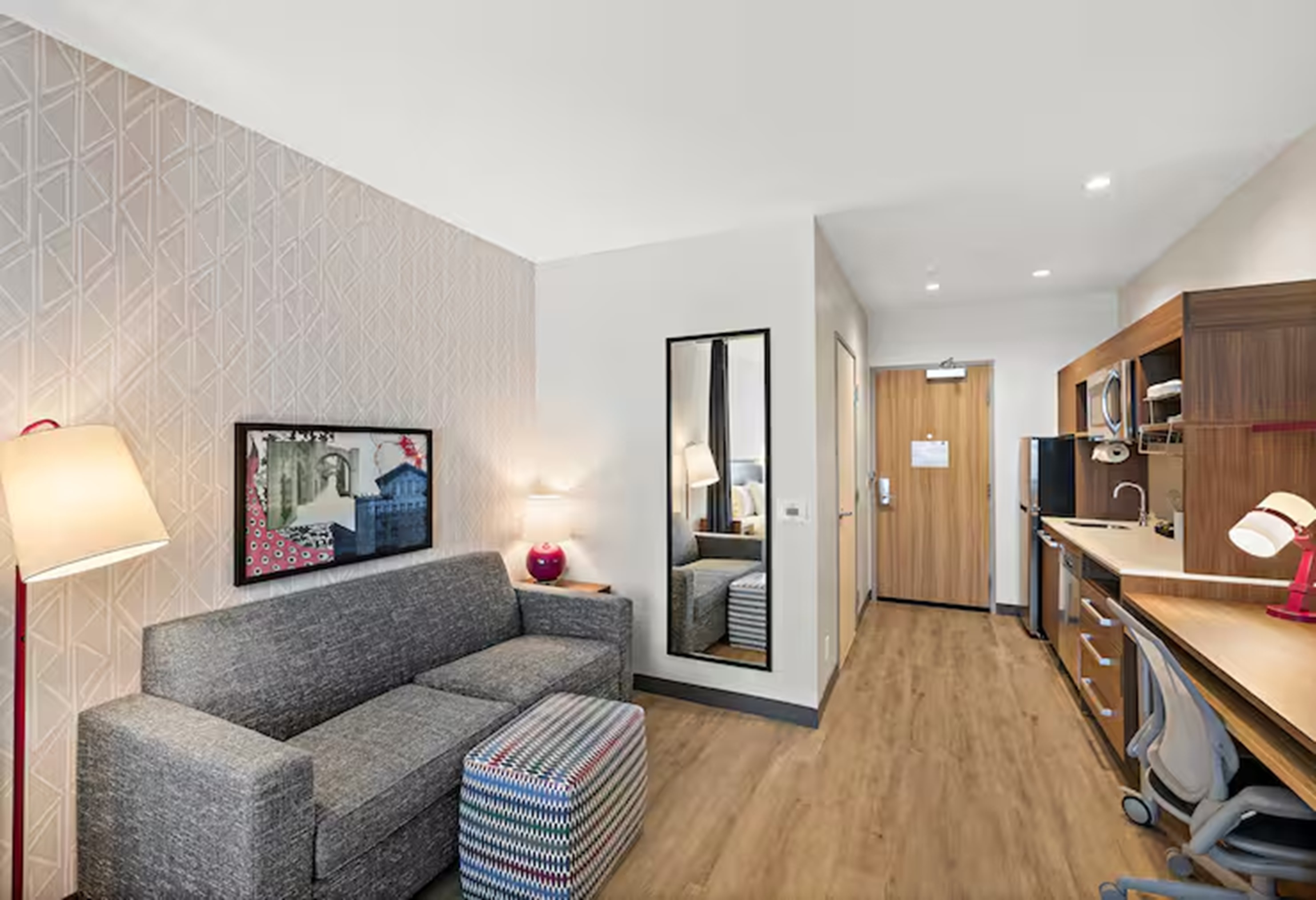 Studio King Size Bed