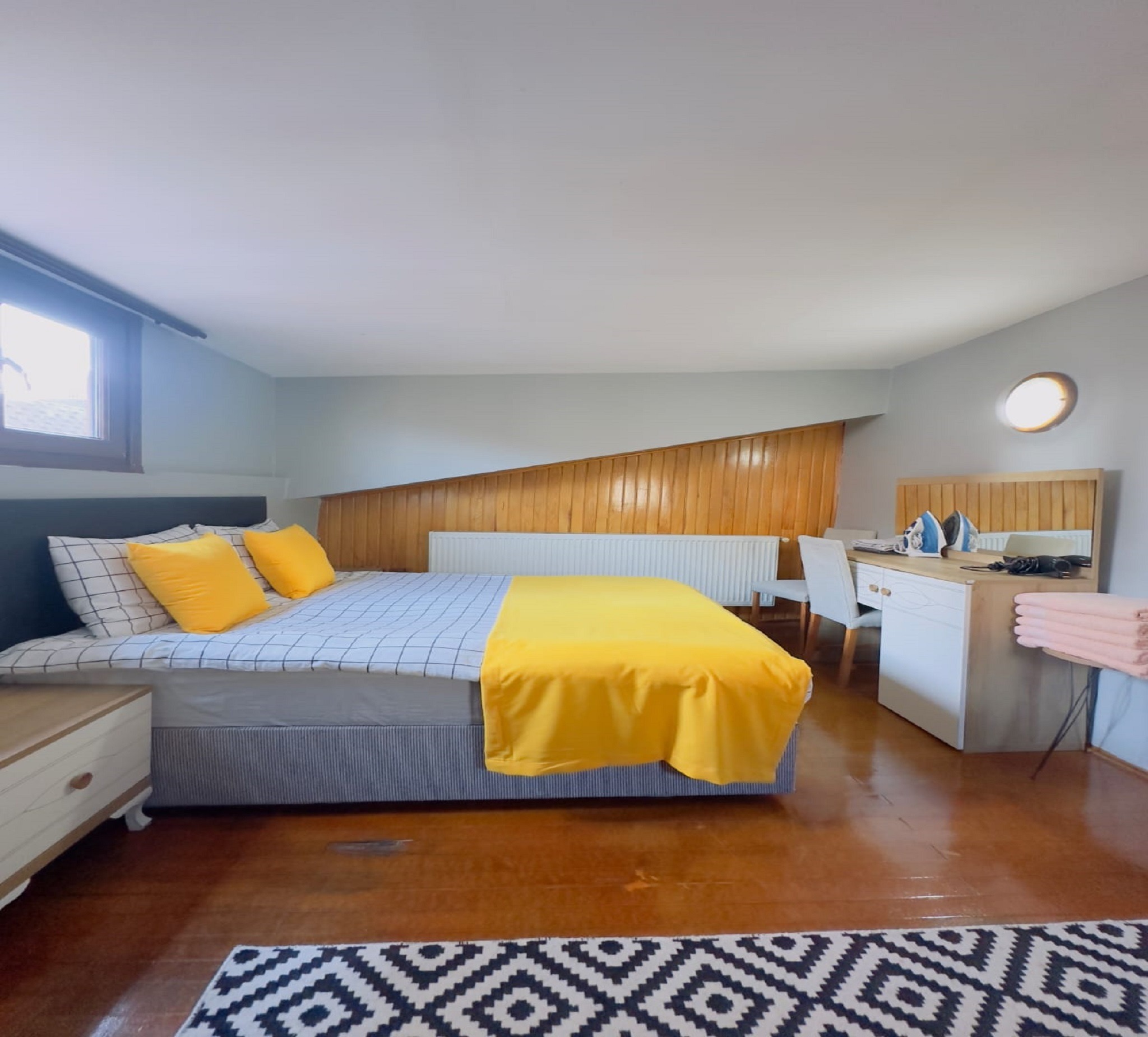 Apartment Presidential