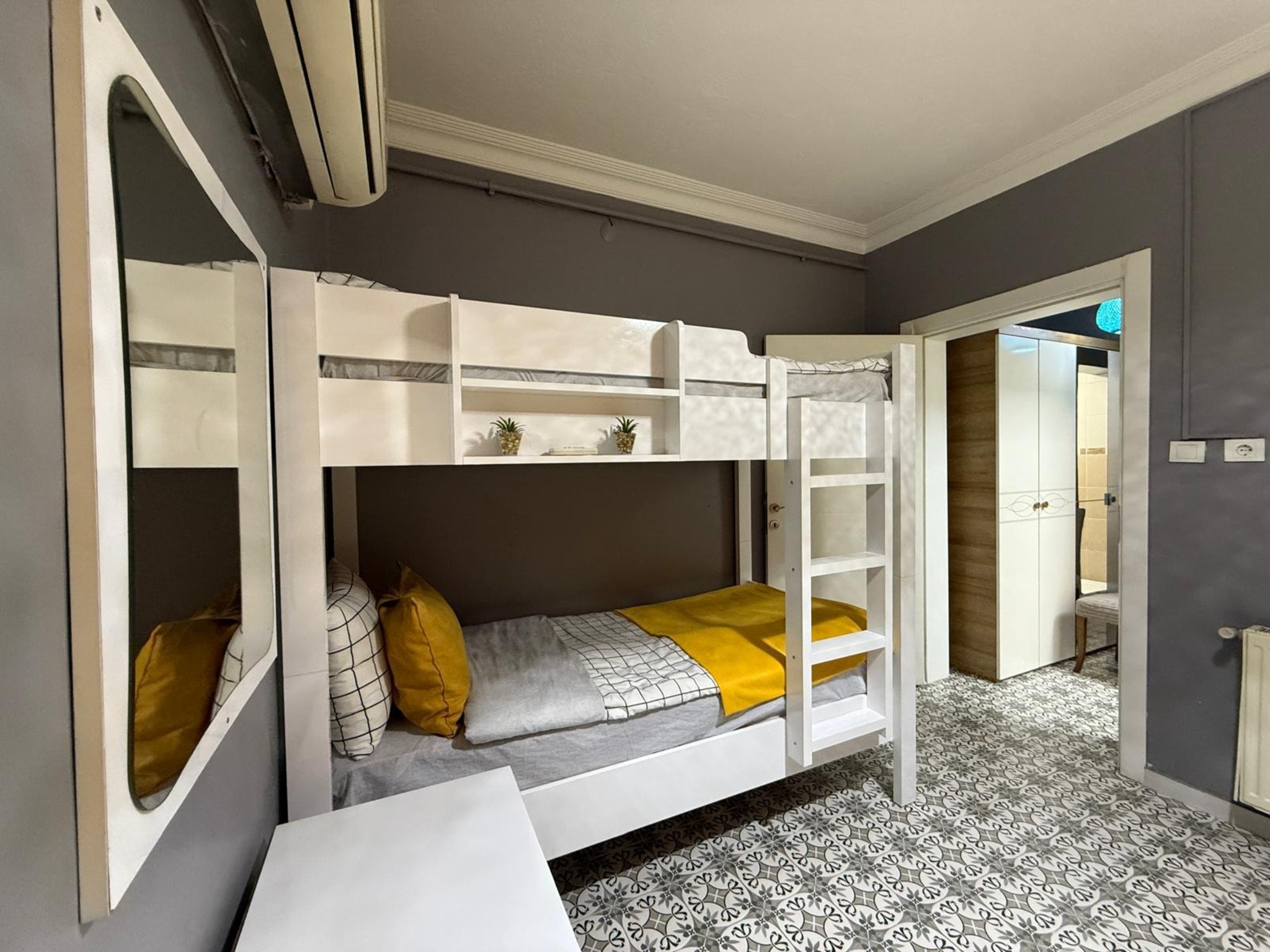 Apartment Presidential