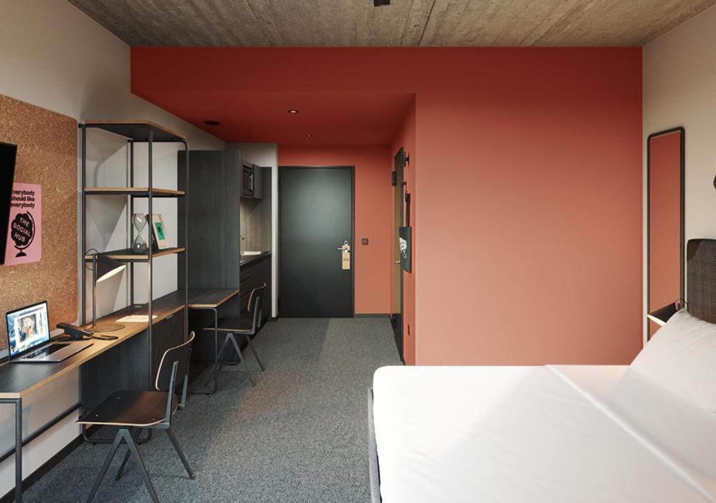 Double Executive King Bed