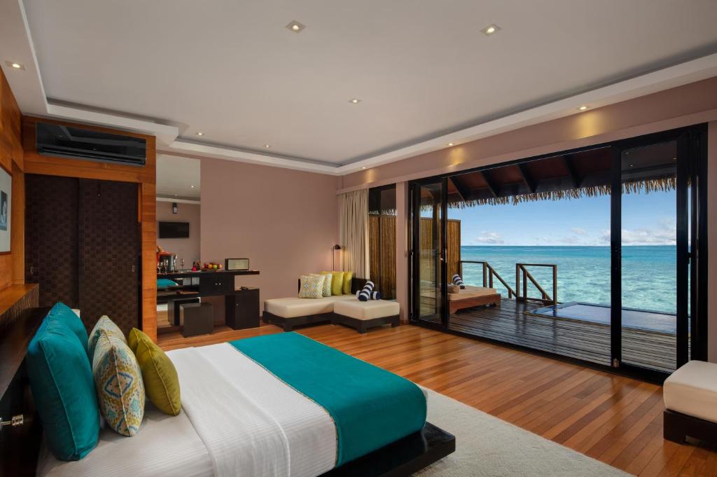 Villa with Jacuzzi