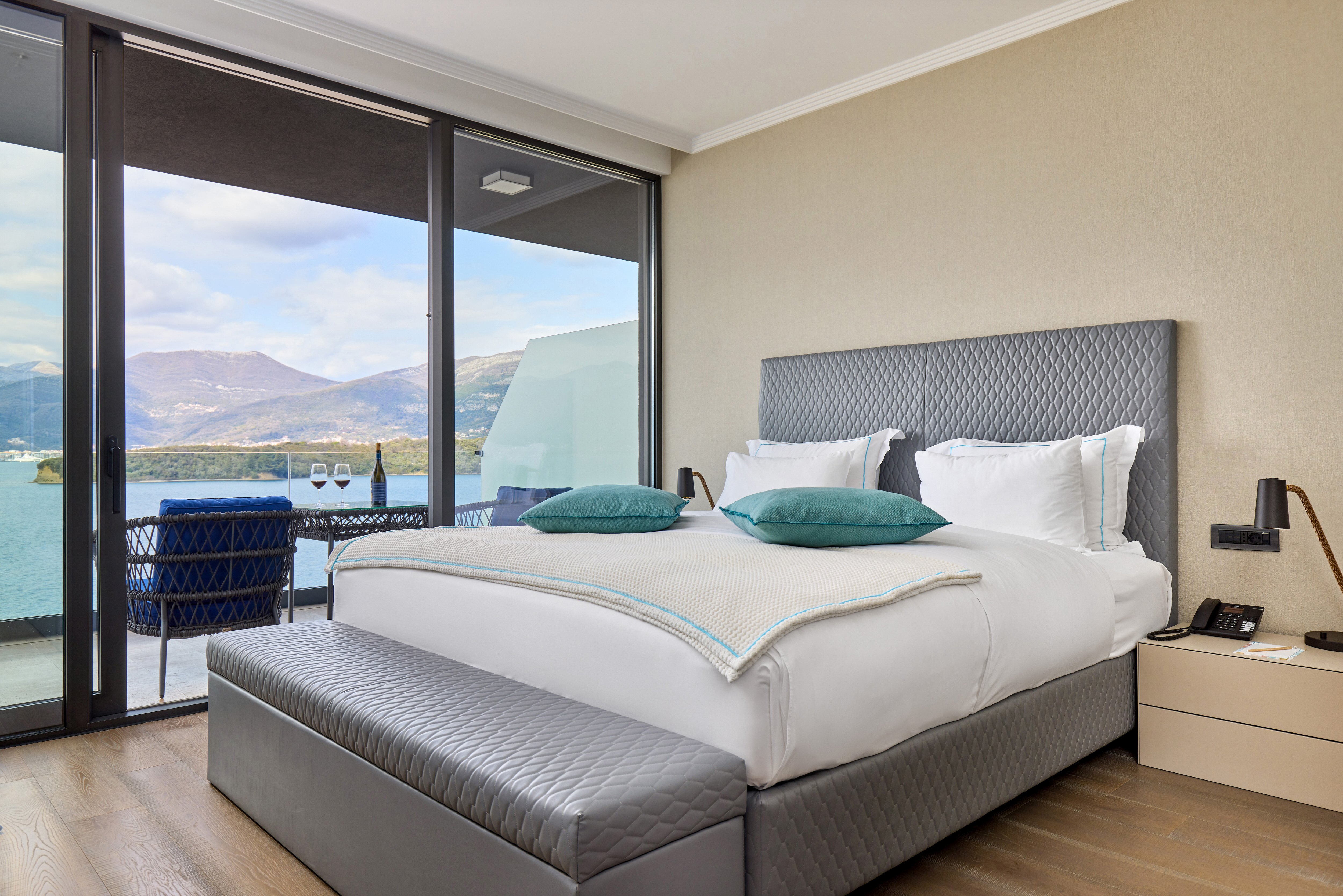 Double Superior with Views