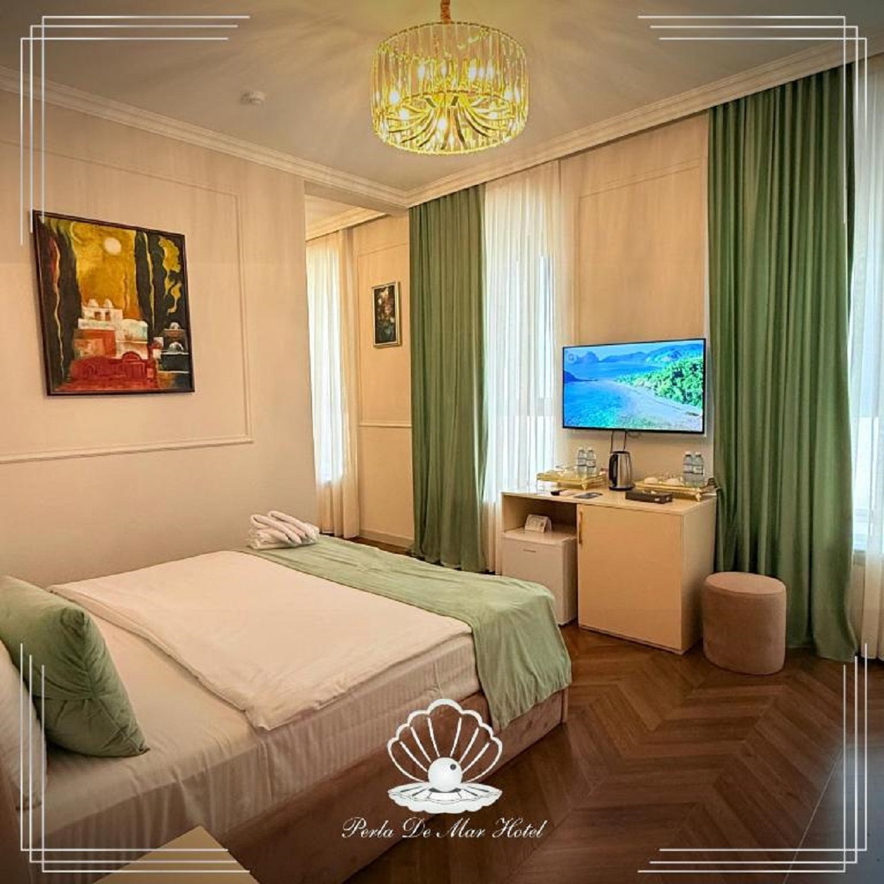 Room Deluxe City View King Bed