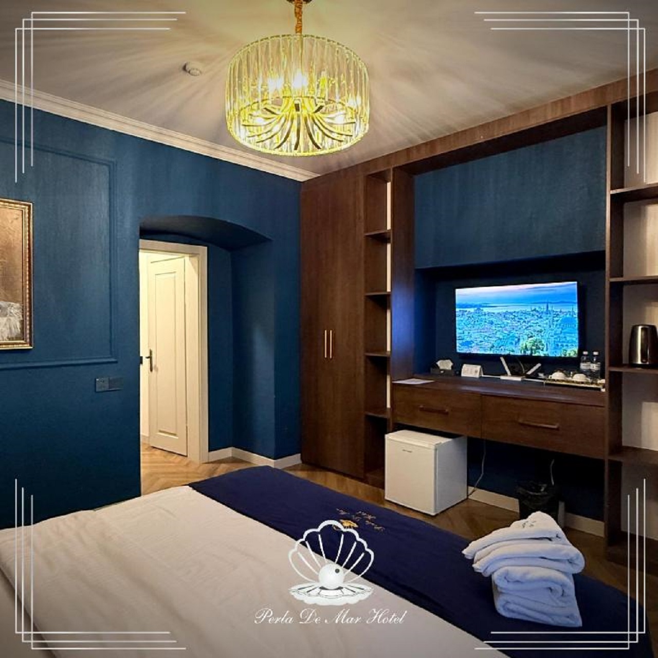 Room Deluxe City View King Bed