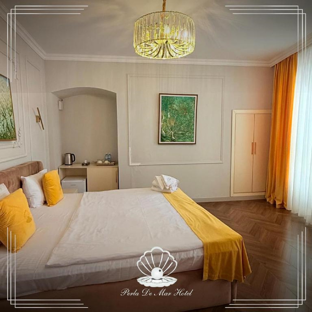 Room Deluxe City View King Bed