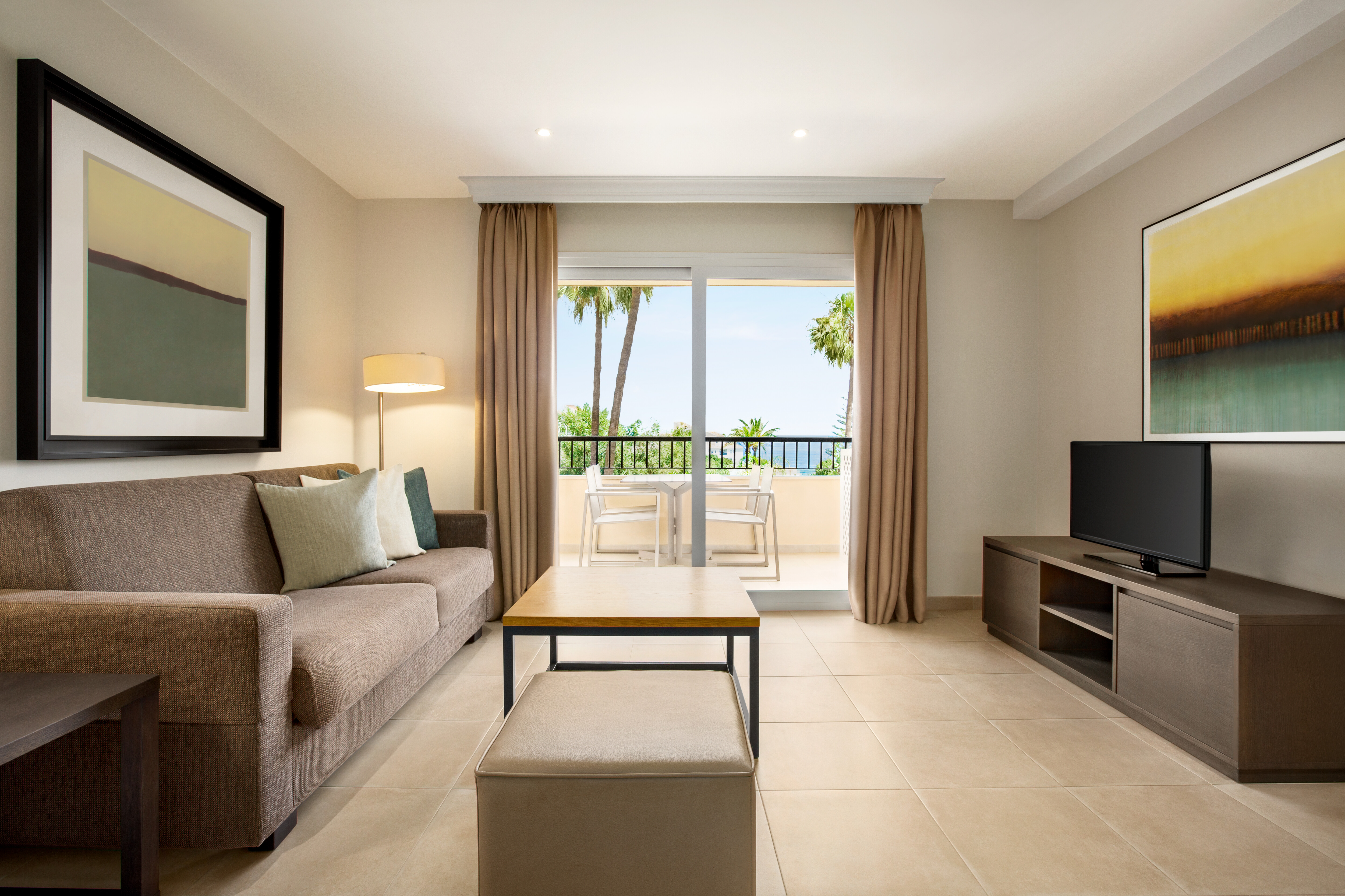 Apartment Capacity 3