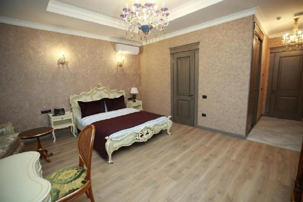 Suite with Views Non Smoking