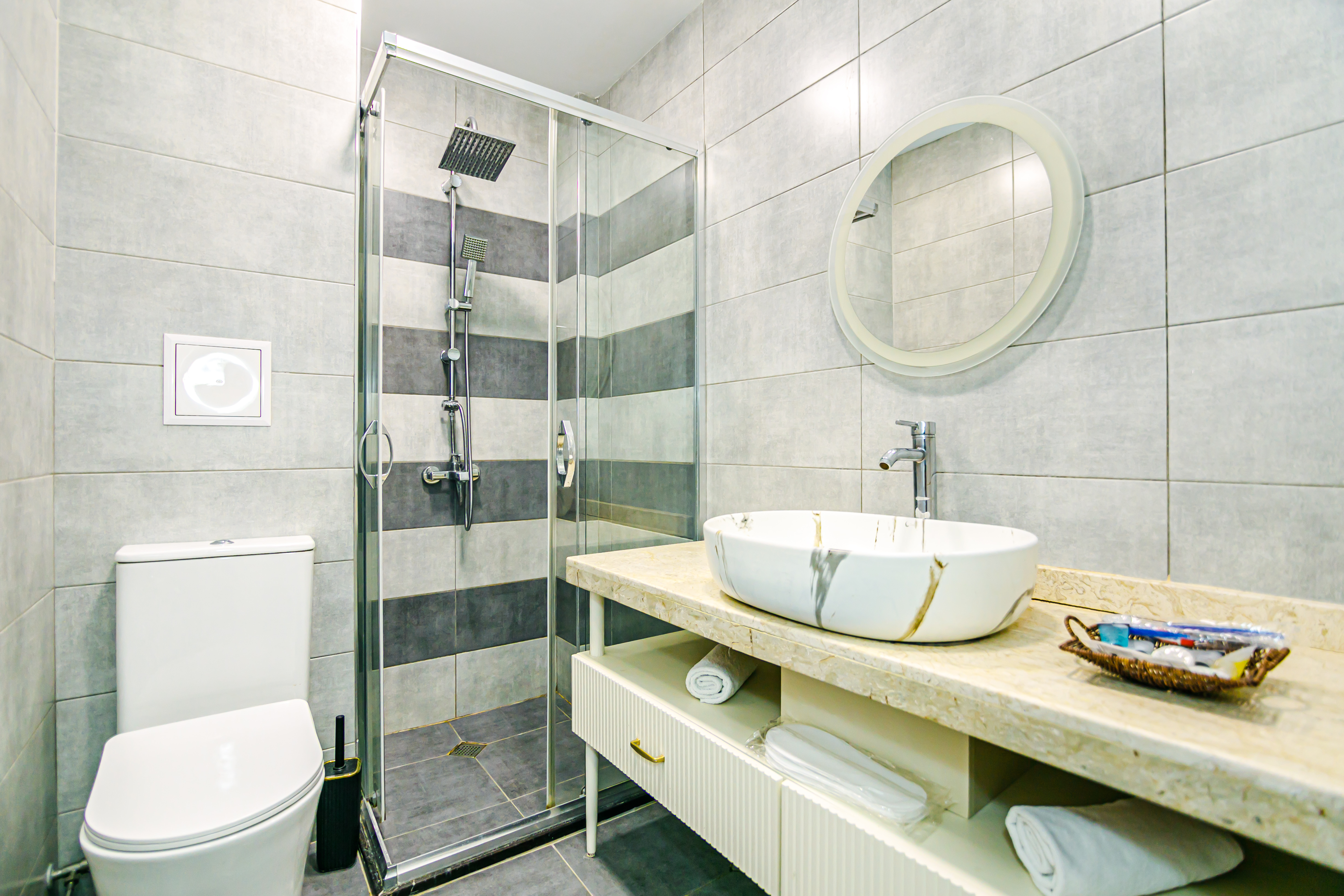 Family Room Two Bedrooms Two Bathrooms