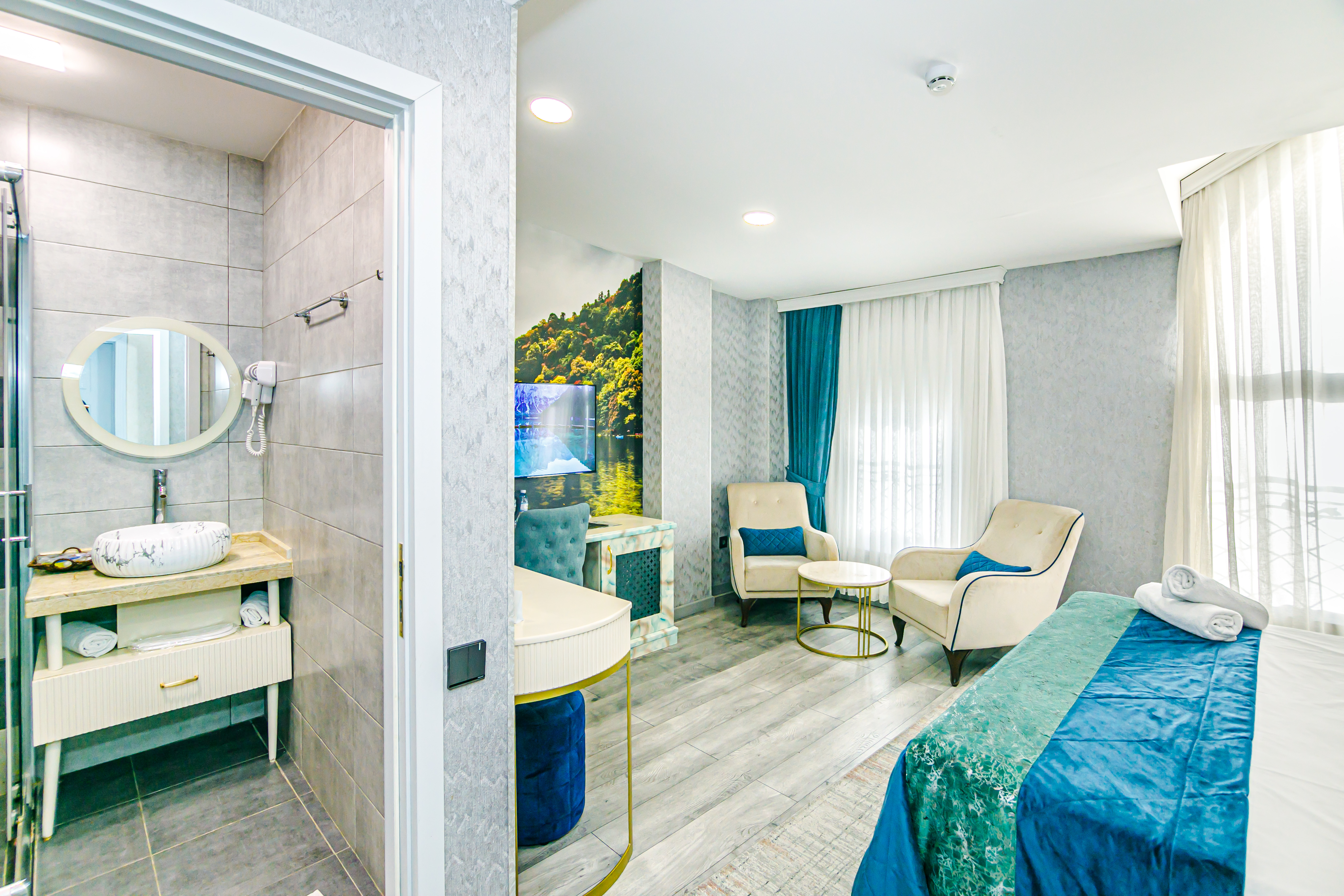 Family Room Two Bedrooms Two Bathrooms