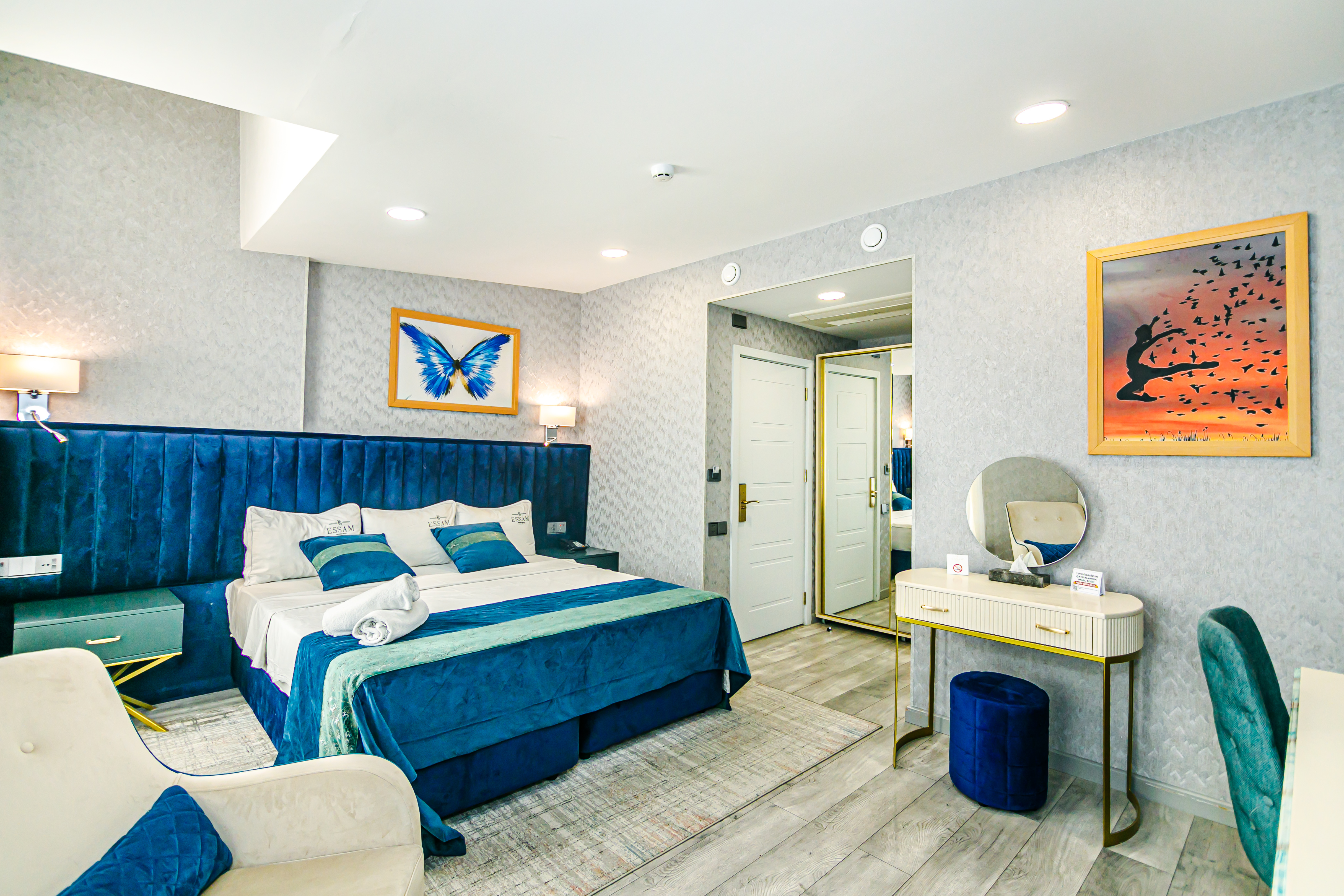 Family Room Two Bedrooms Two Bathrooms