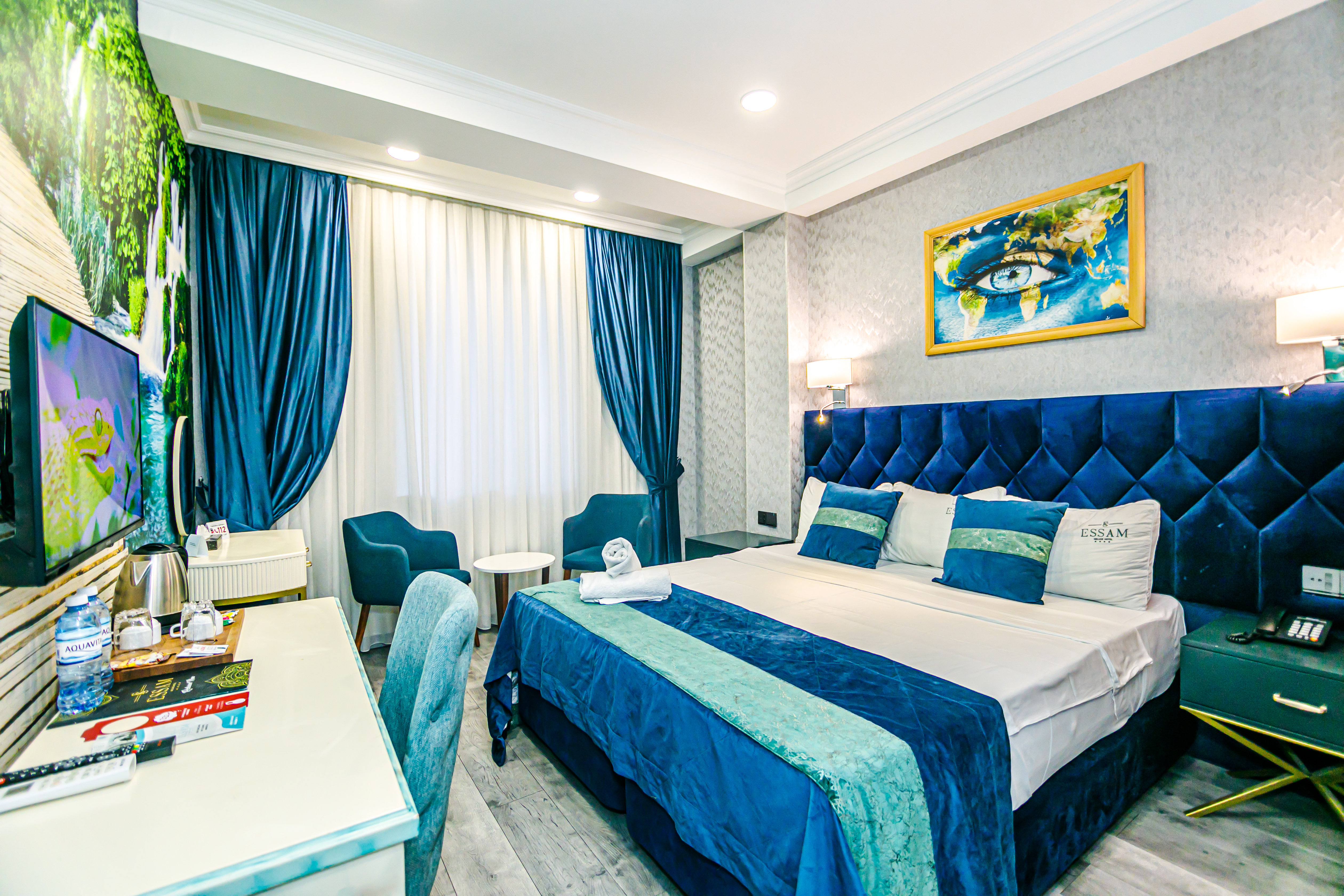 Family Room Two Bedrooms Two Bathrooms