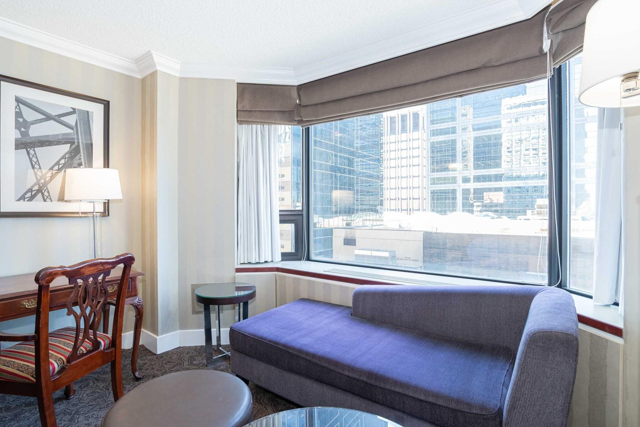 Double Deluxe King Bed