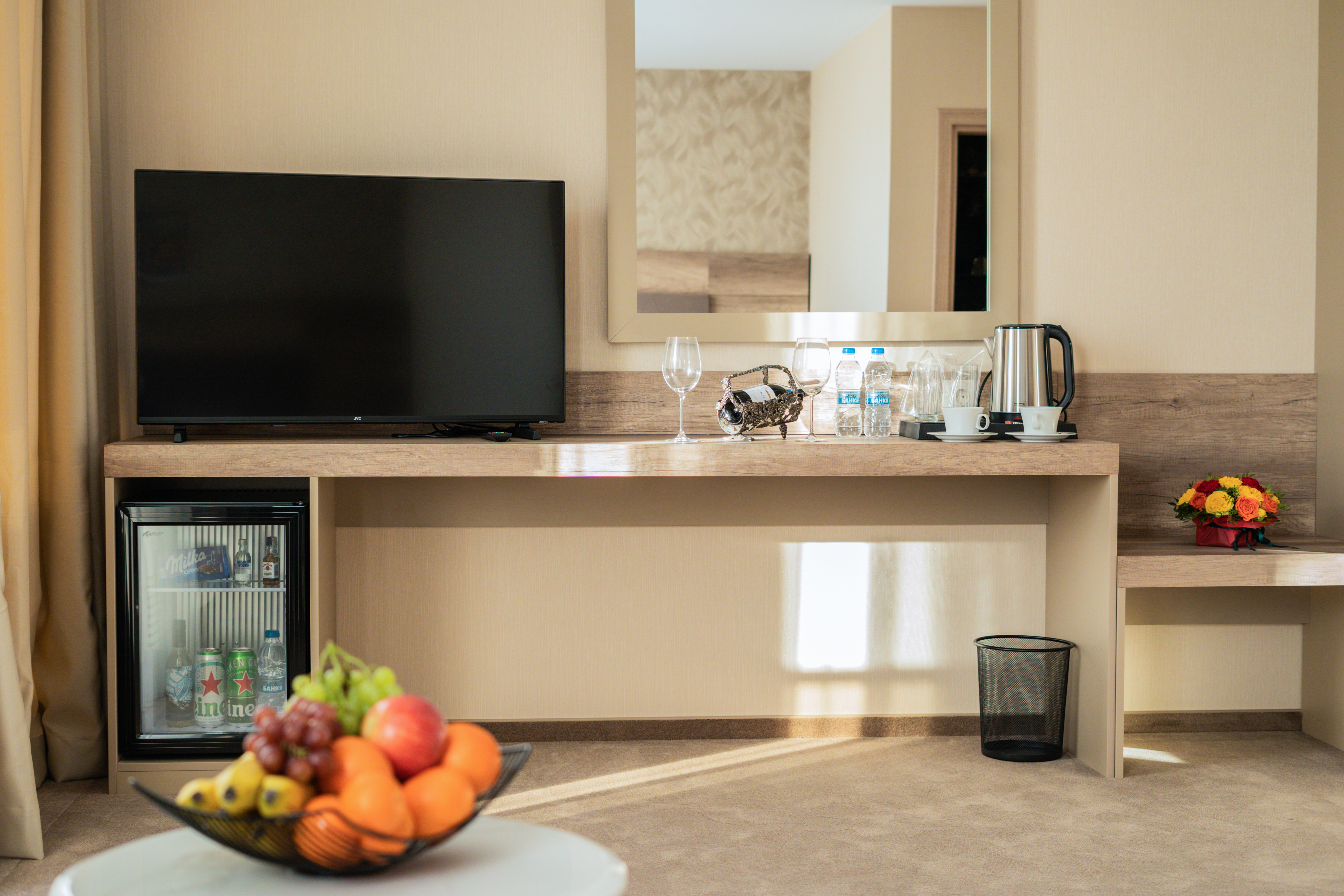 Double King Bed with Jacuzzi