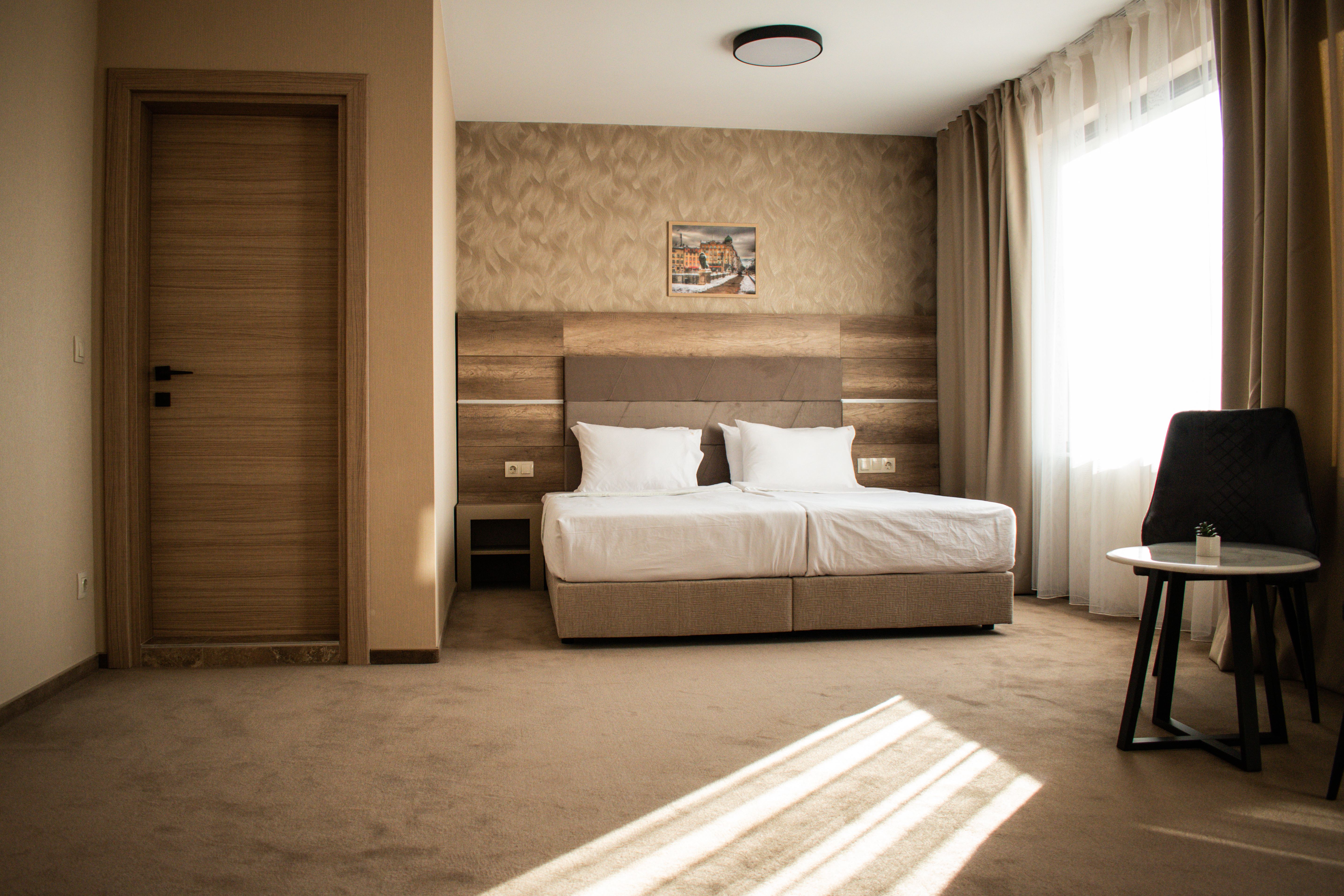 Double King Bed with Jacuzzi