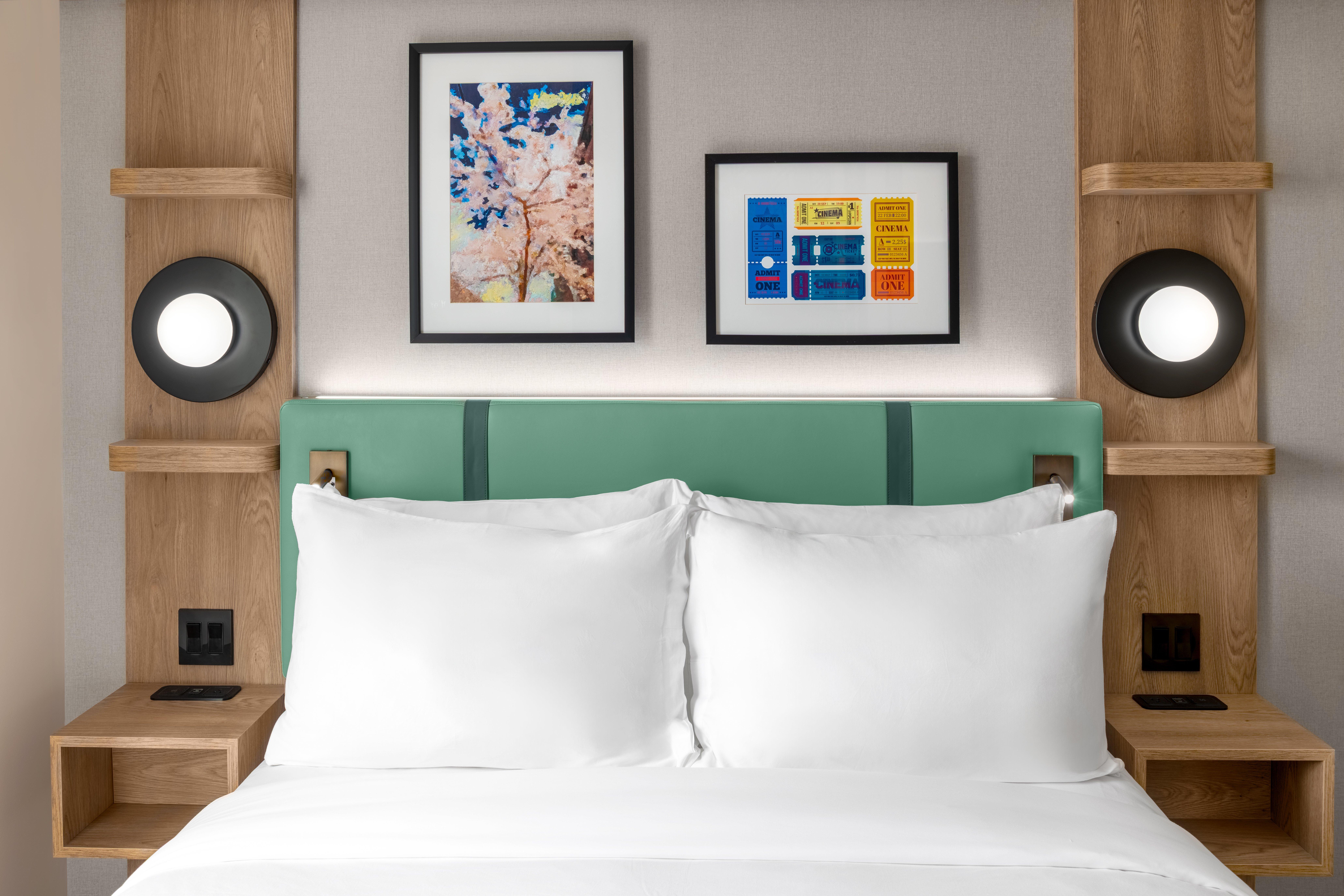 Double Queen Size Bed