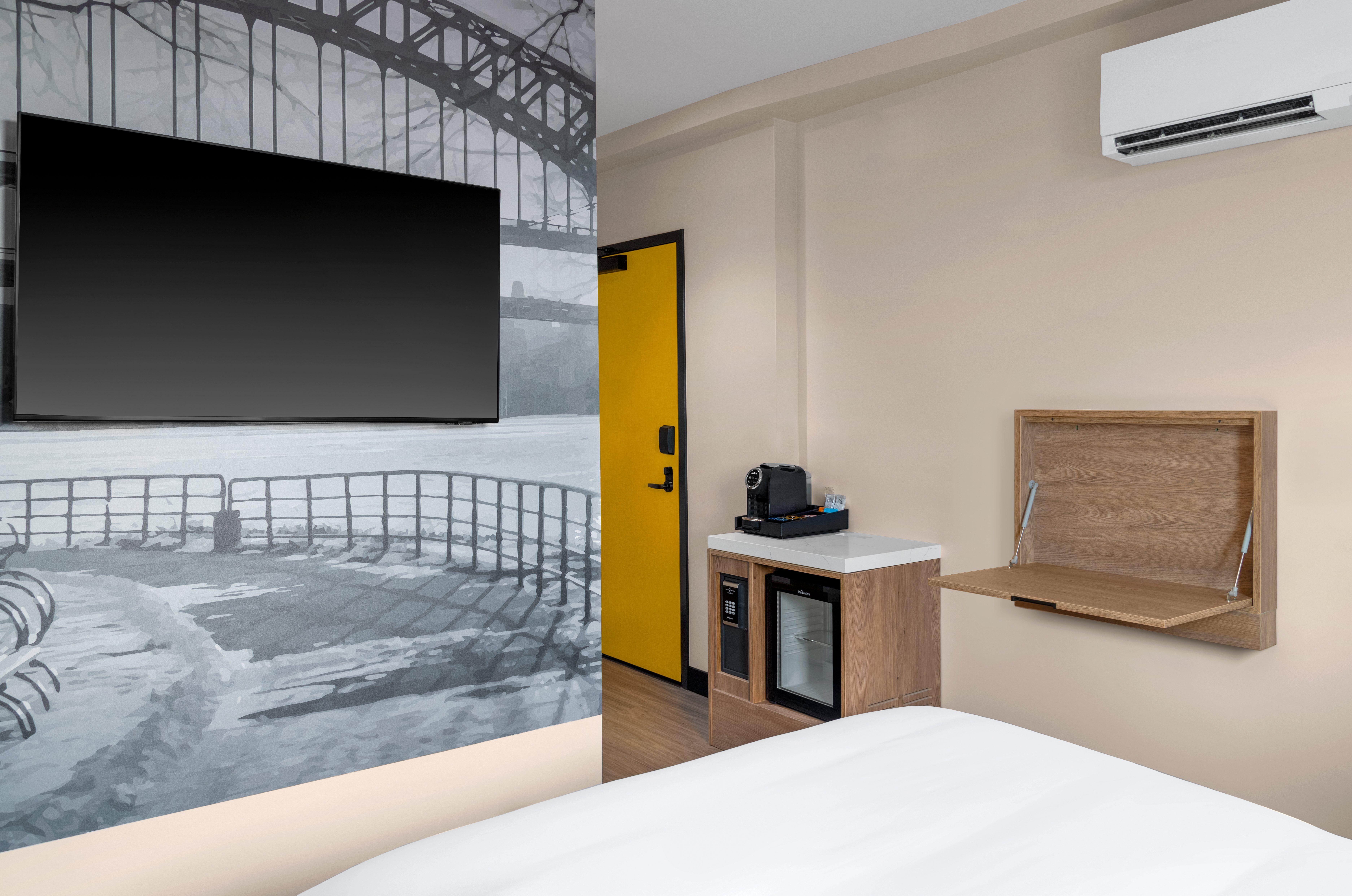 Double Accessible with Views