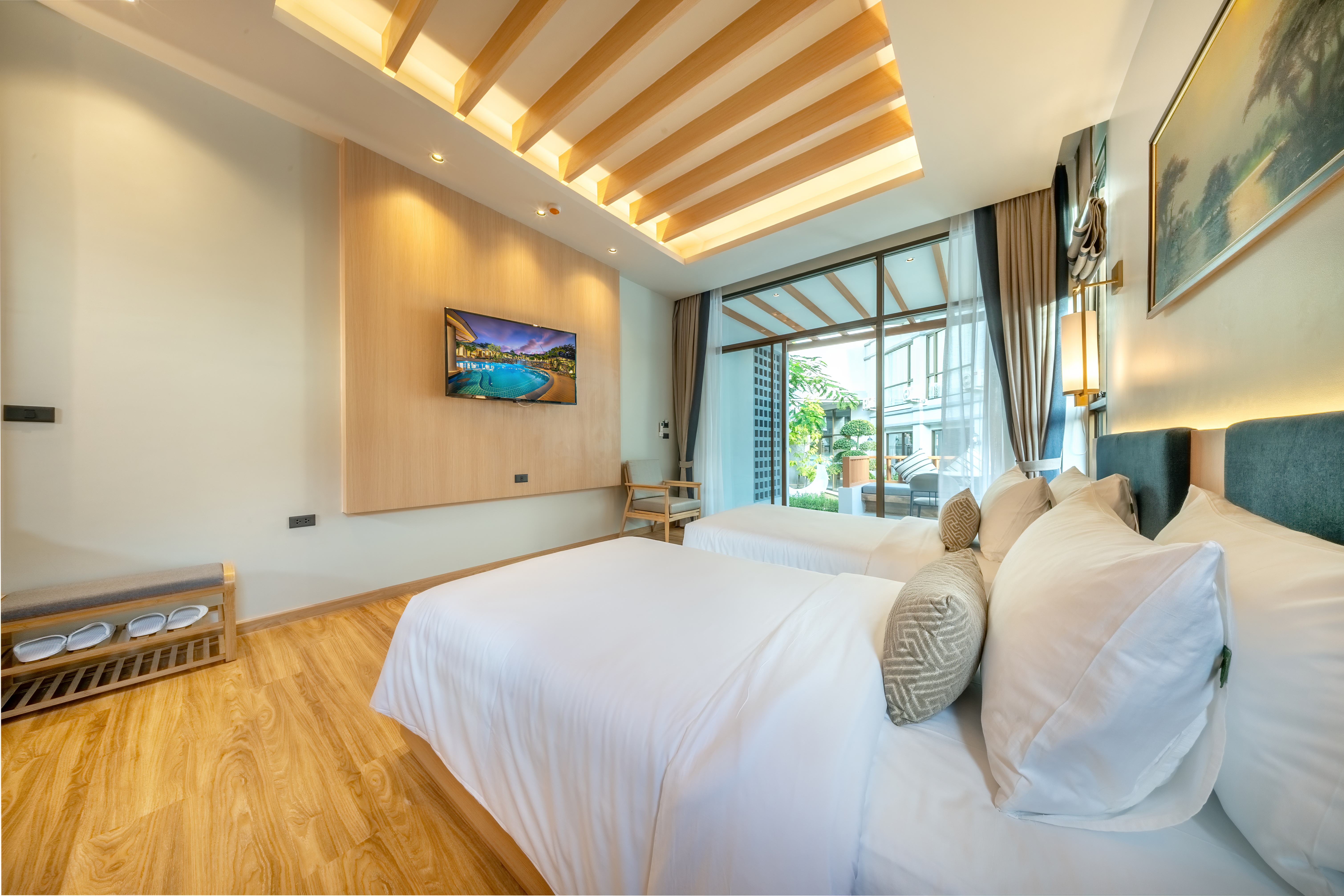 Double or Twin Deluxe