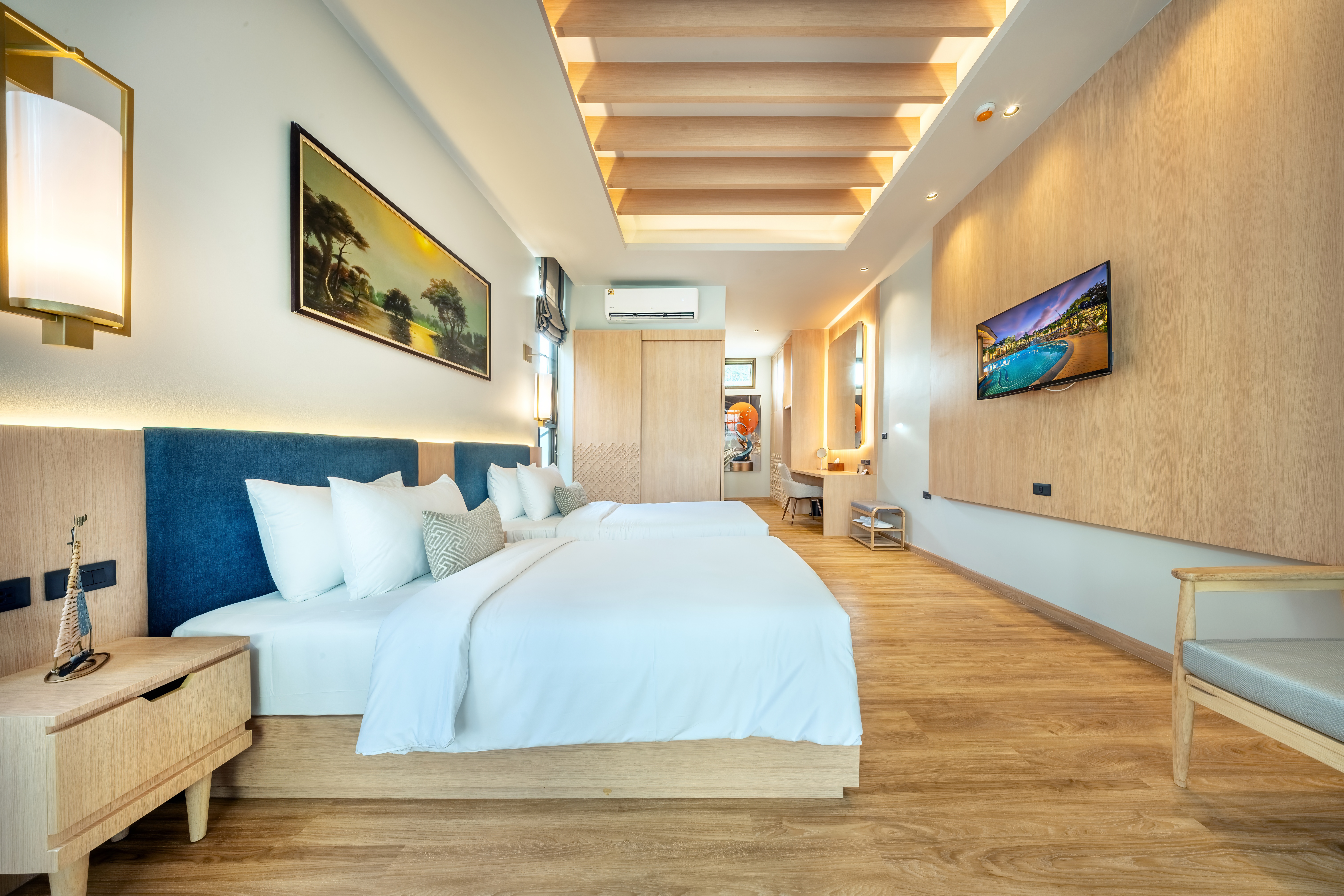 Double or Twin Deluxe