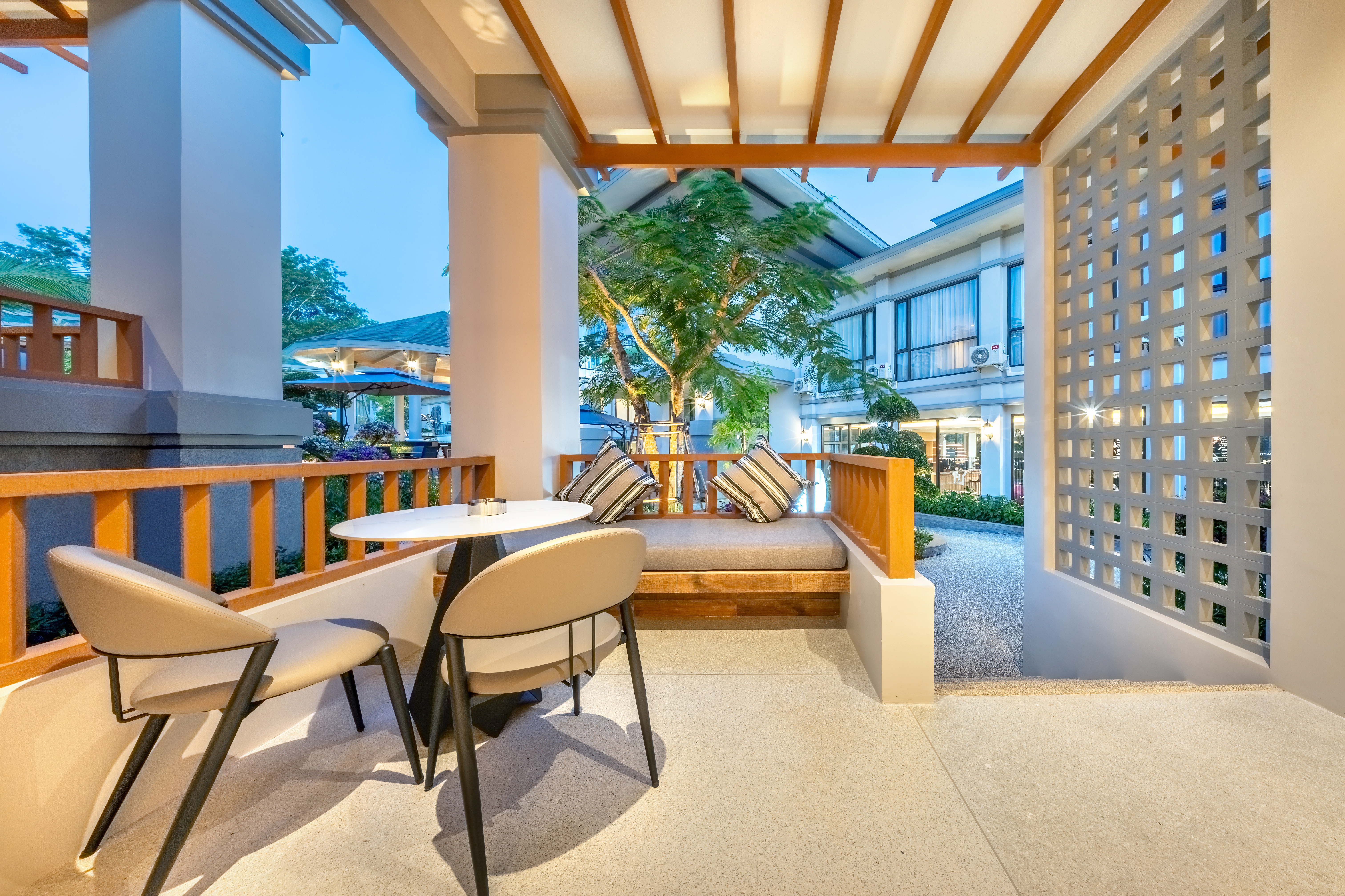 Double or Twin Deluxe