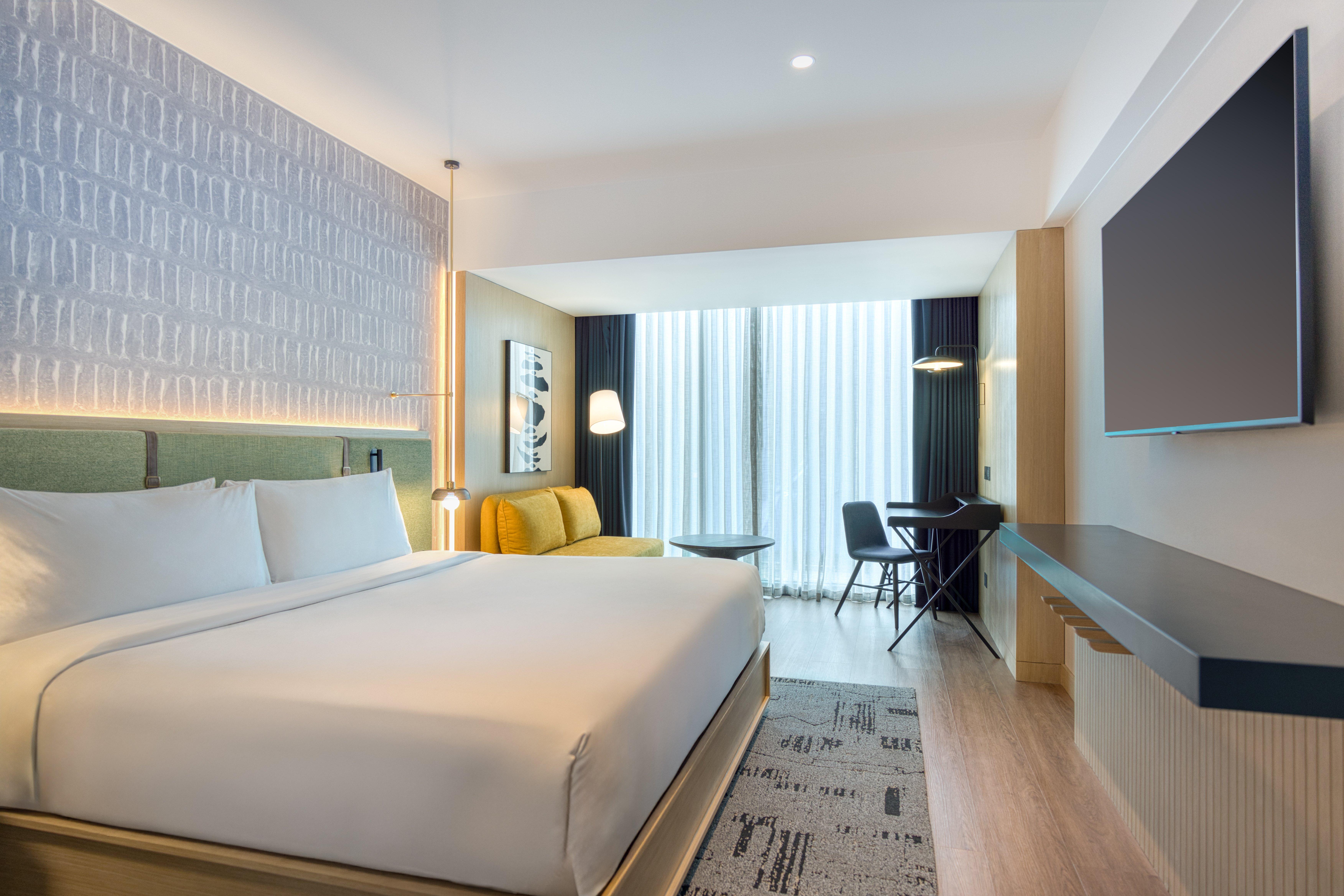 Double King Size Bed