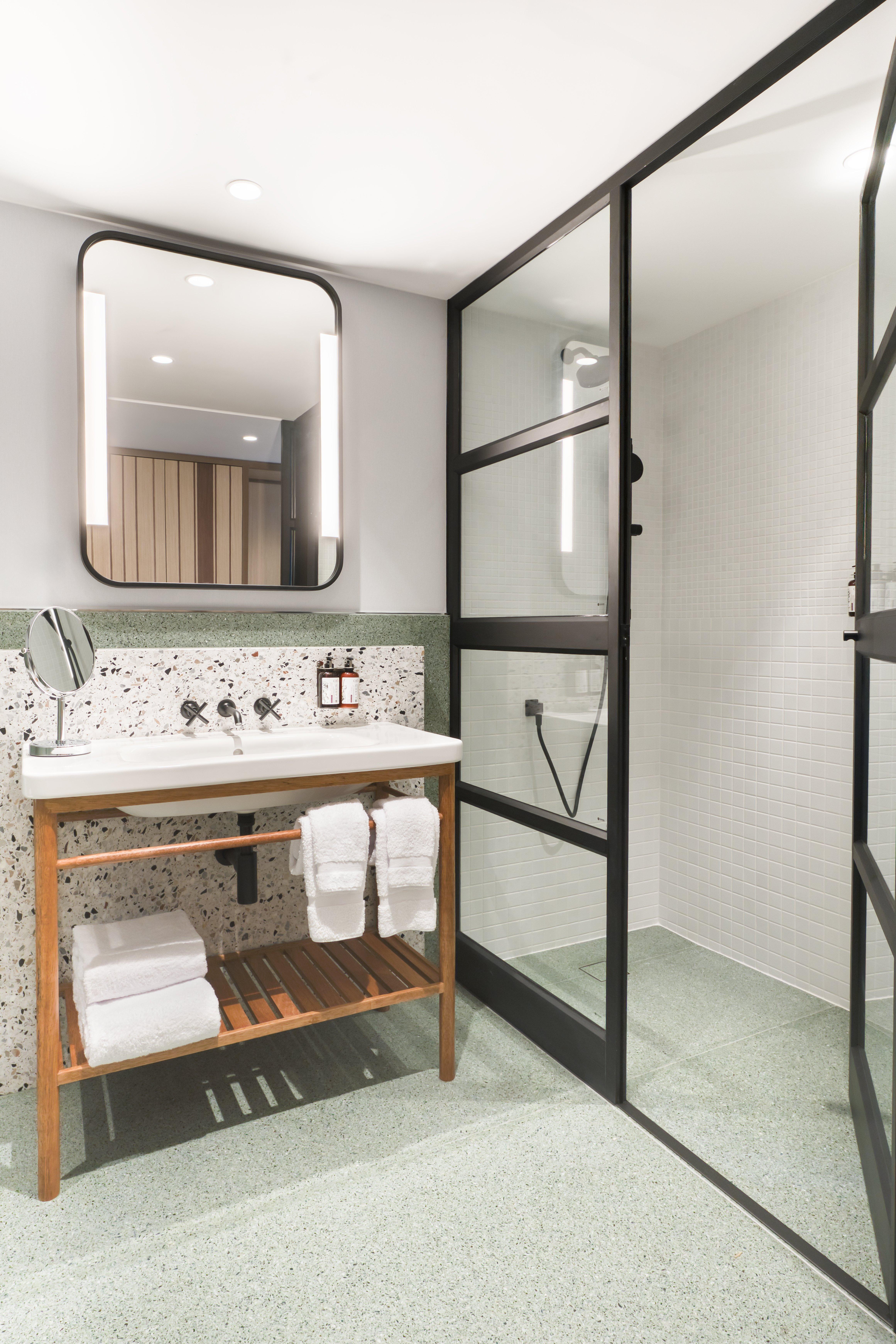 Double City View King Bed