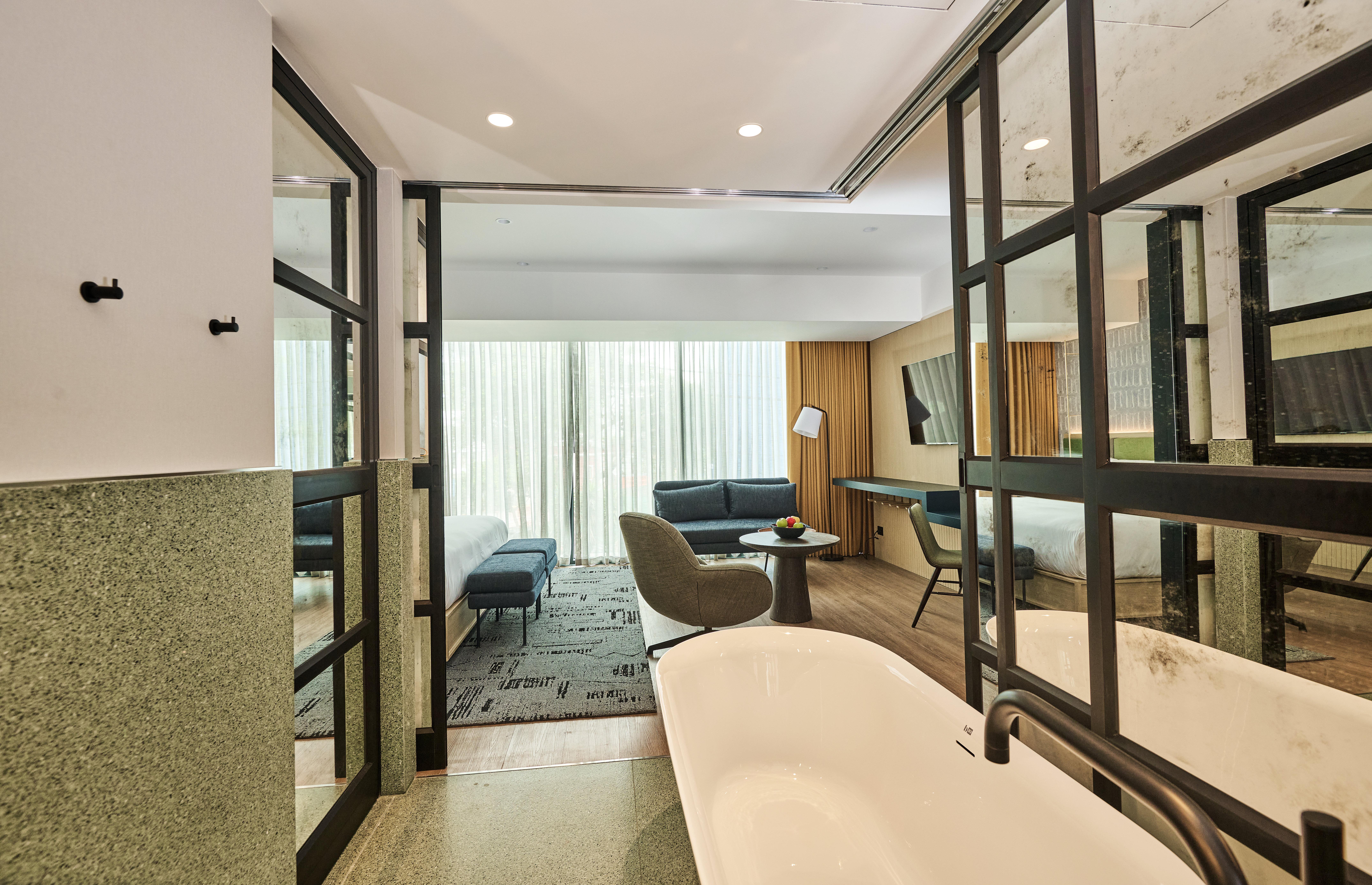 Suite King Bed One Bedroom 