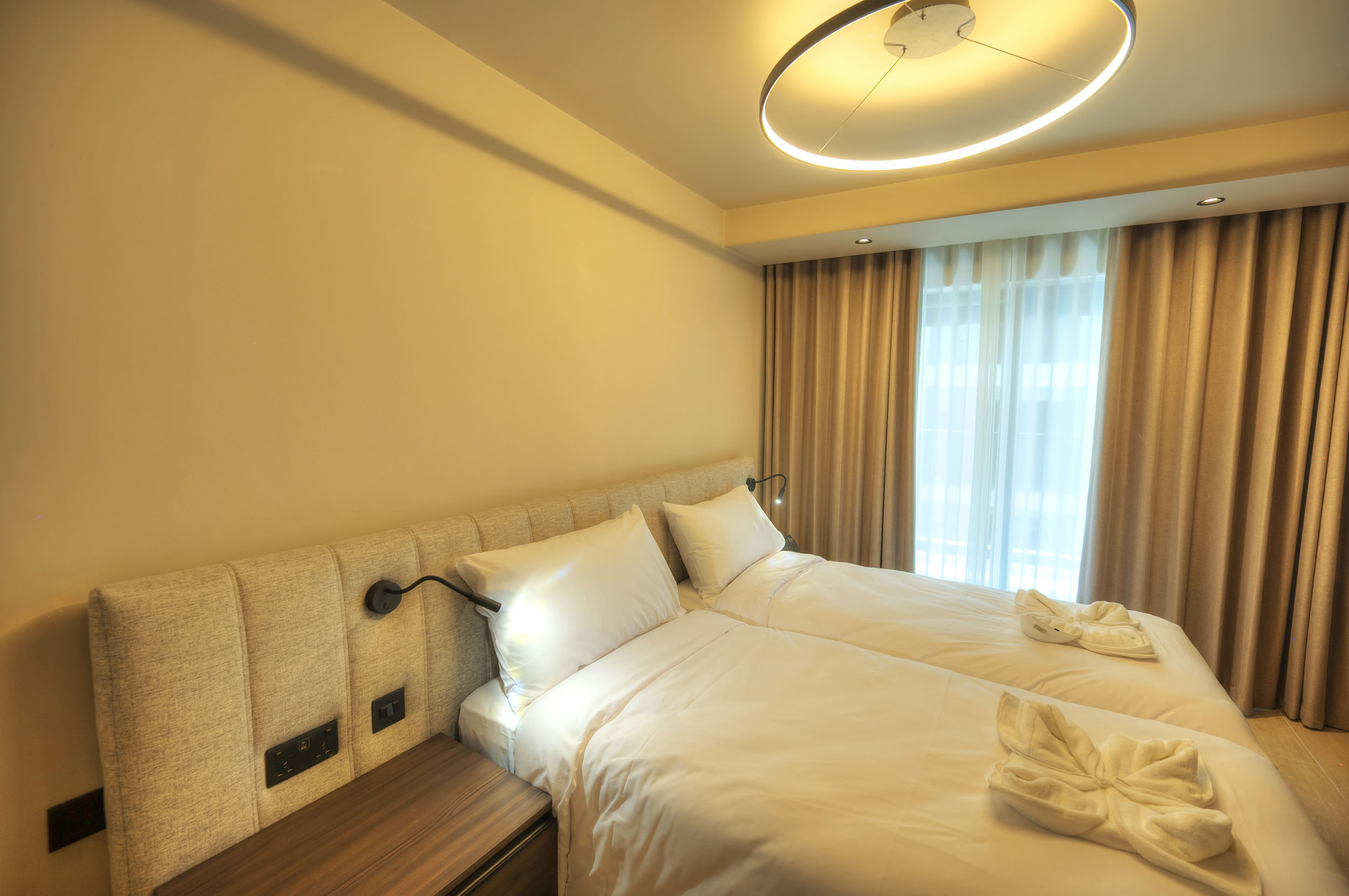 Double or Twin Standard