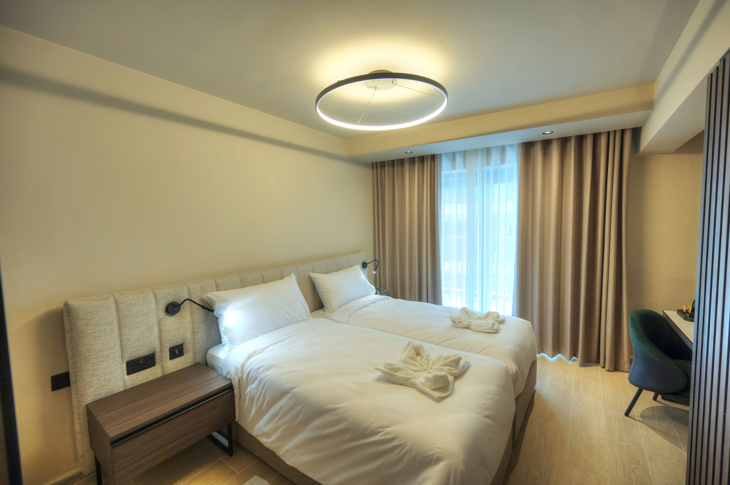 Double or Twin Standard