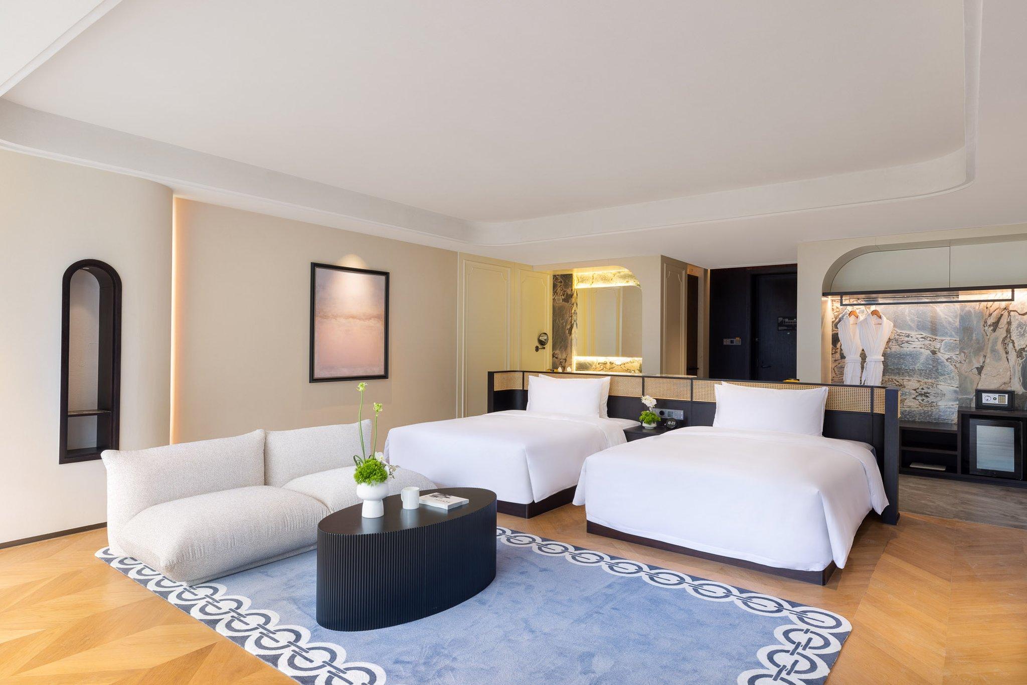 Double Two Queen Beds