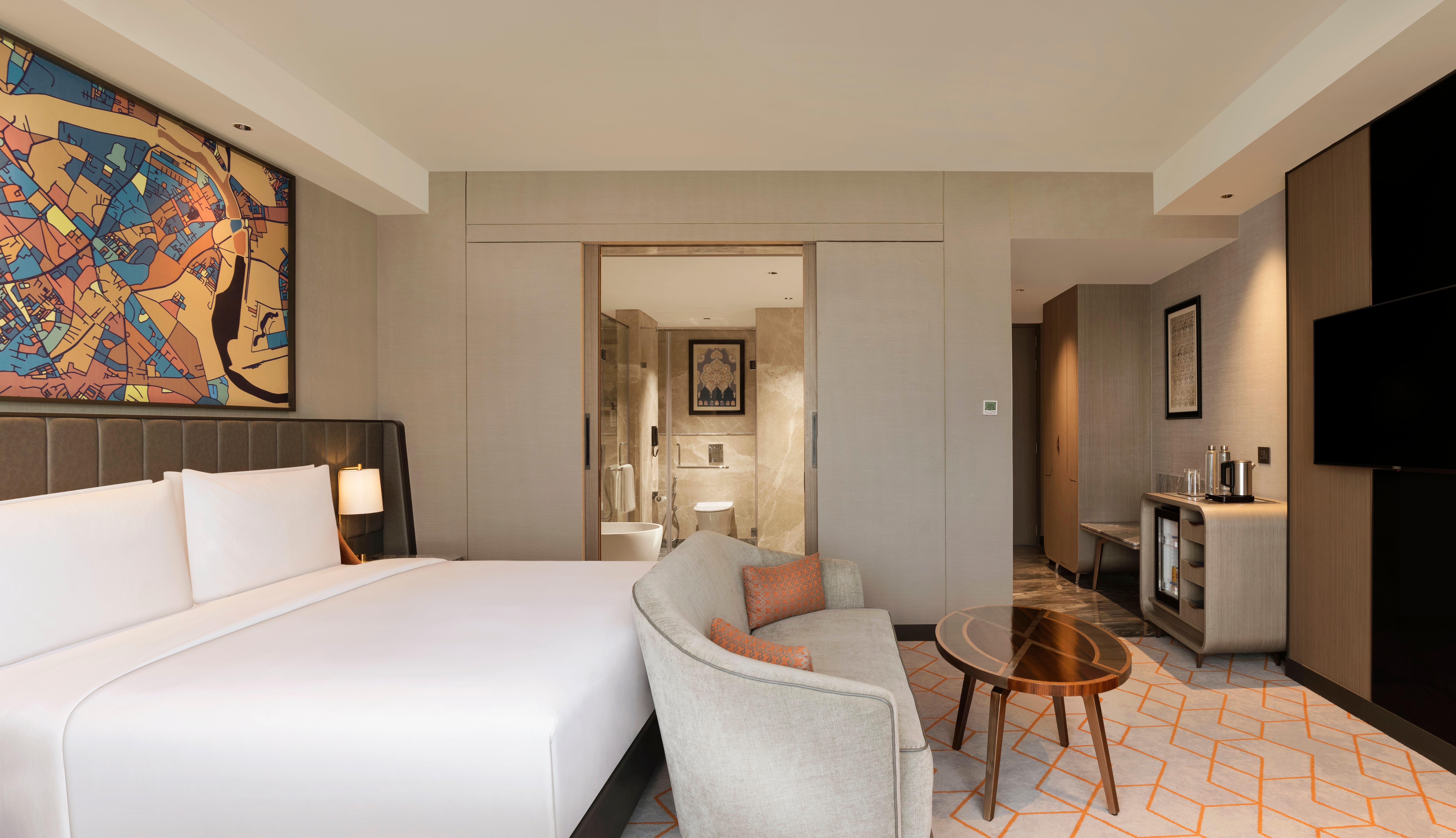 Junior Suite King Size Bed