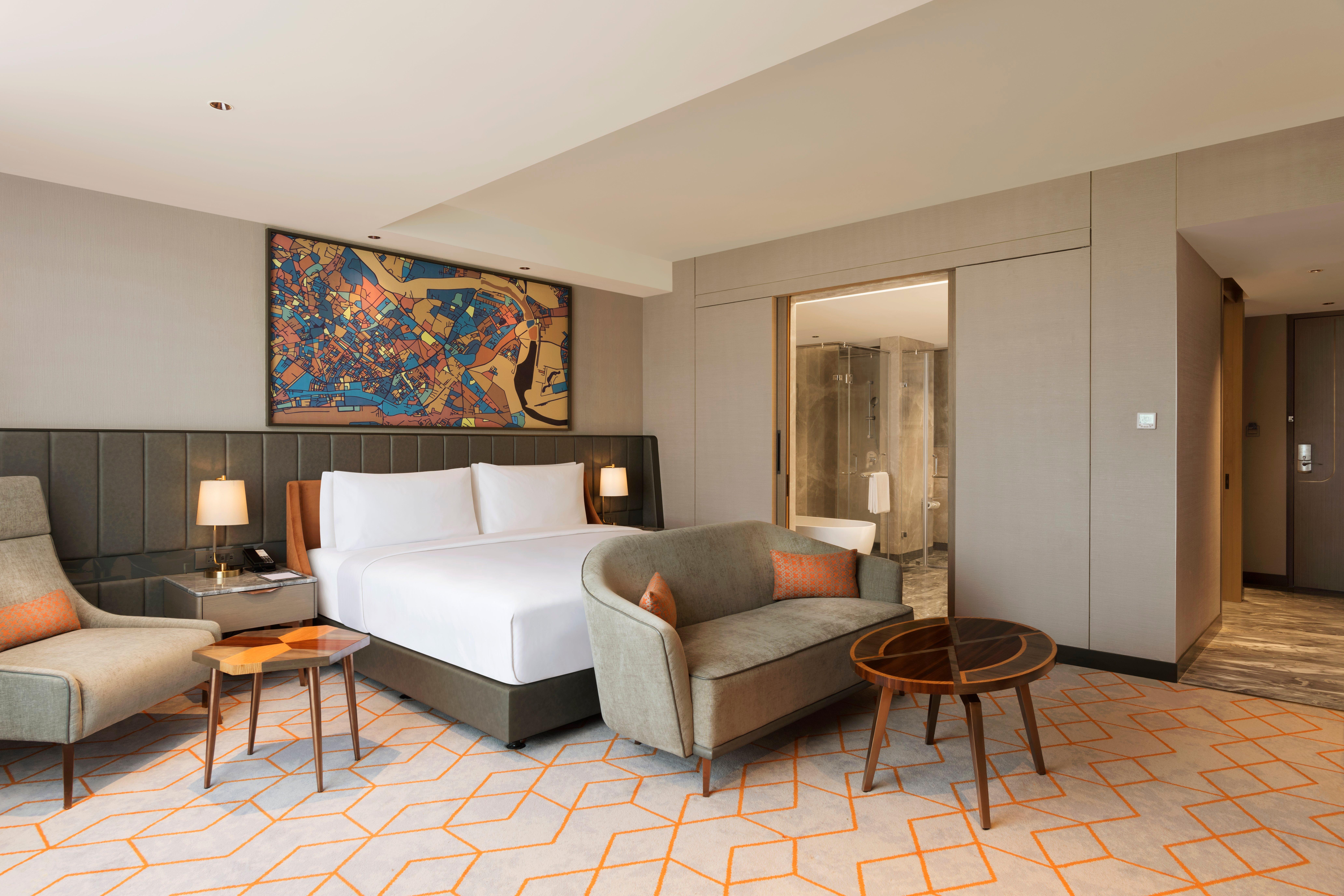 Junior Suite King Size Bed