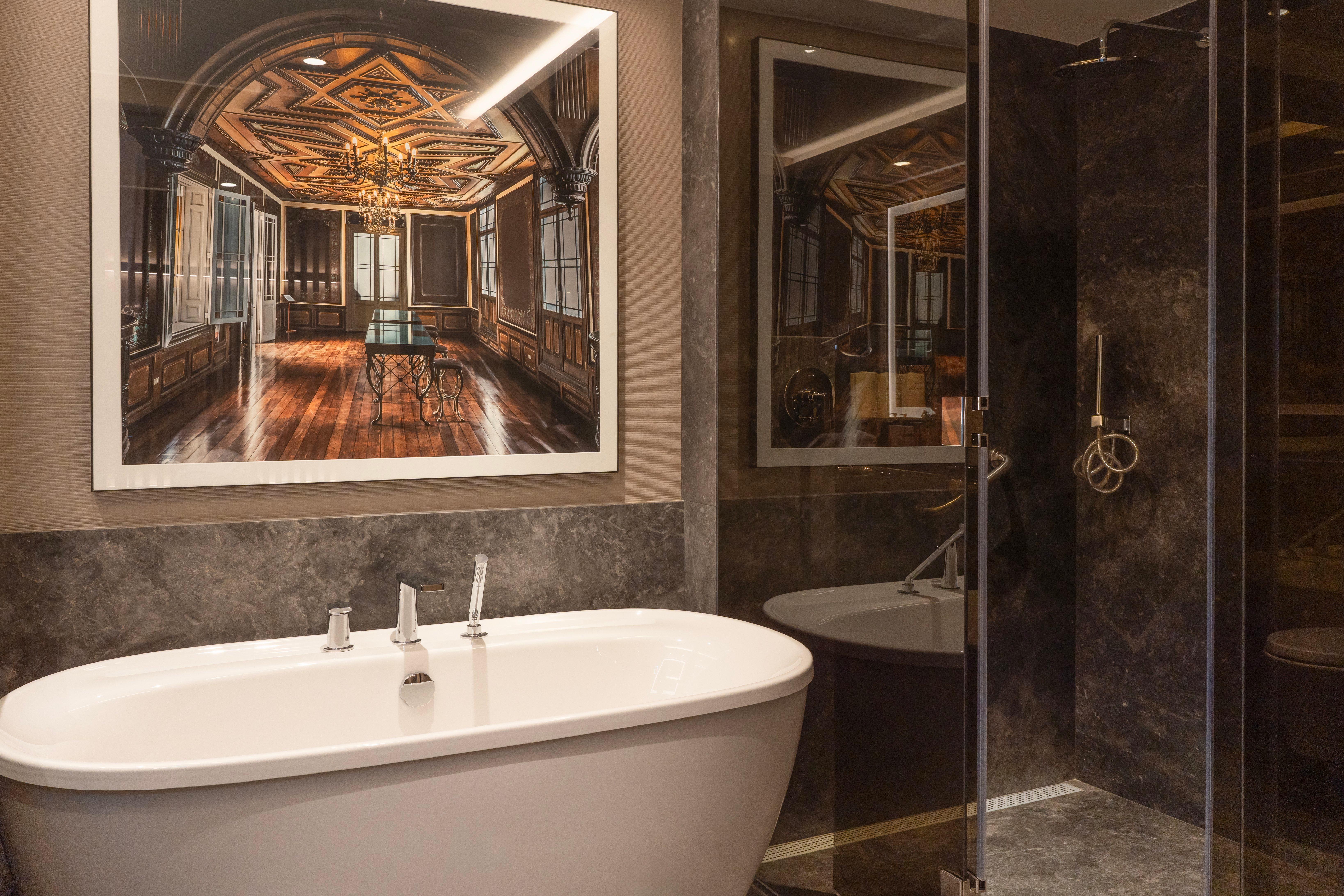 Double Two Queen Beds