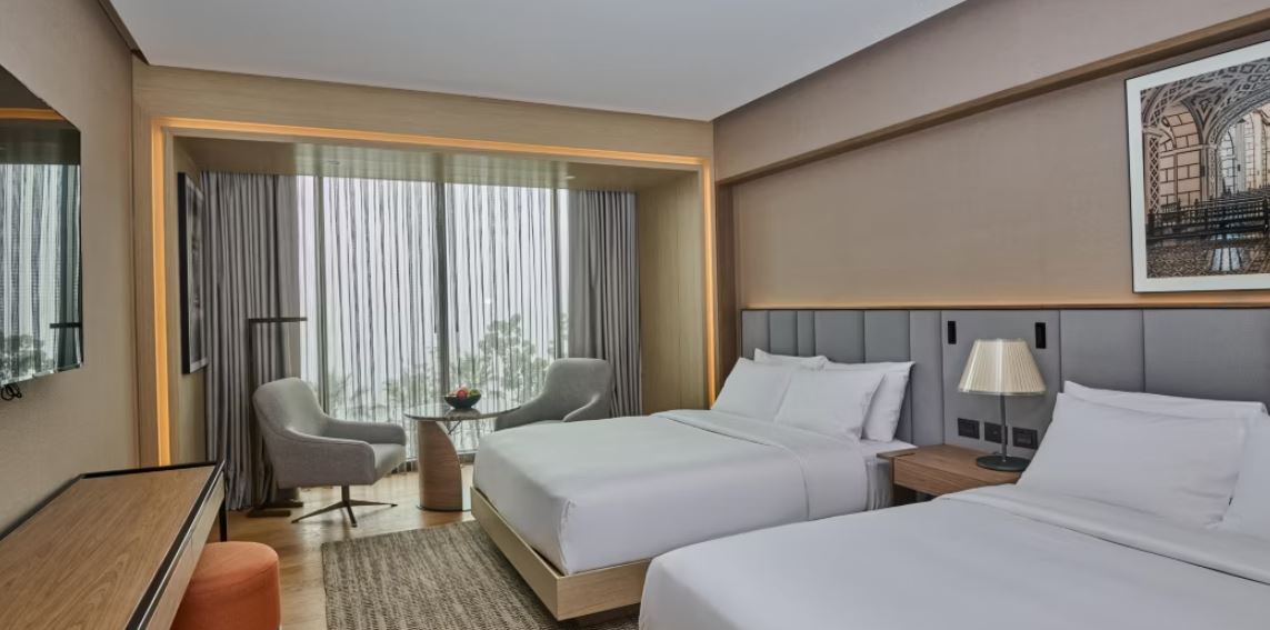 Double Club Two Queen Beds