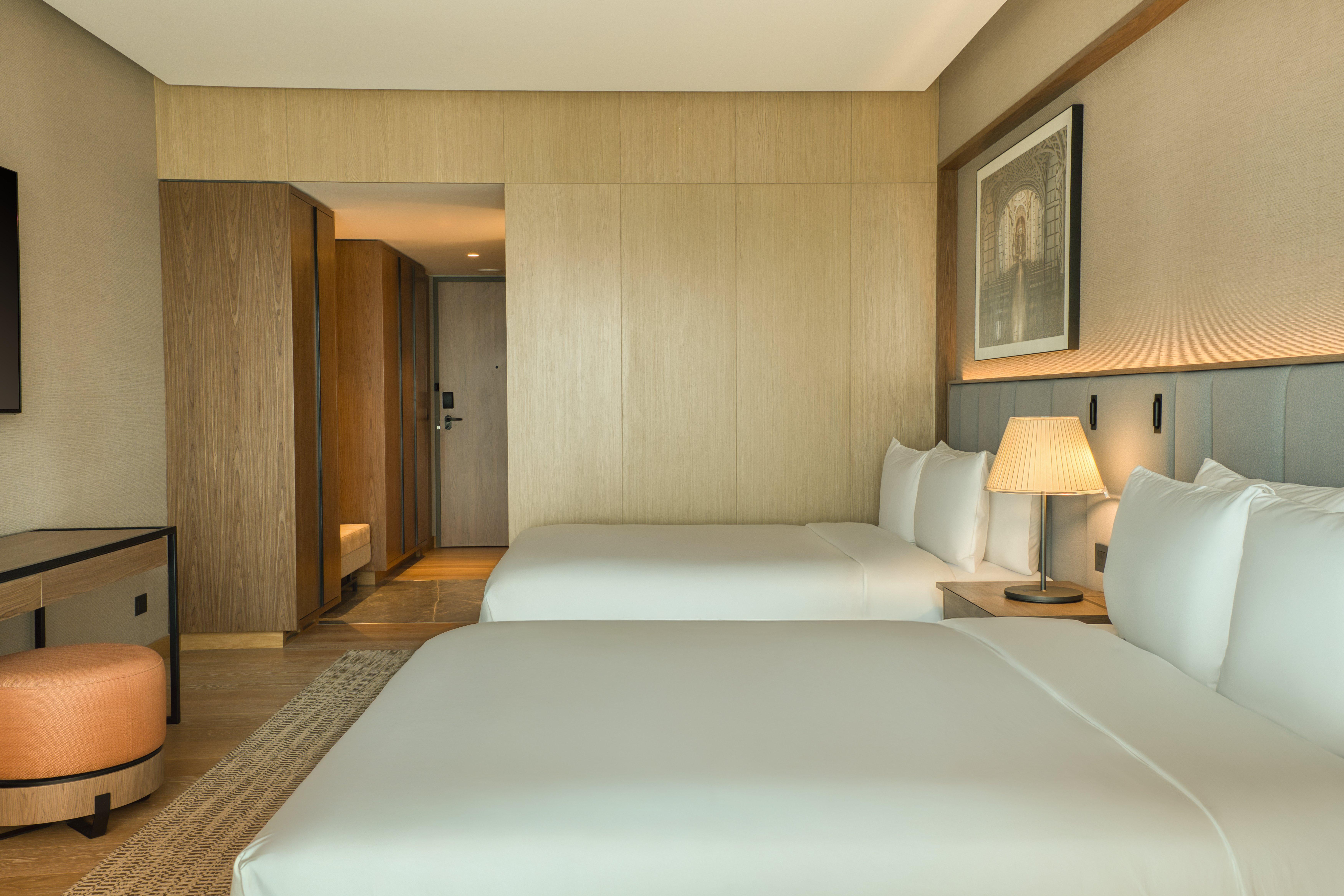 Double Club Two Queen Beds