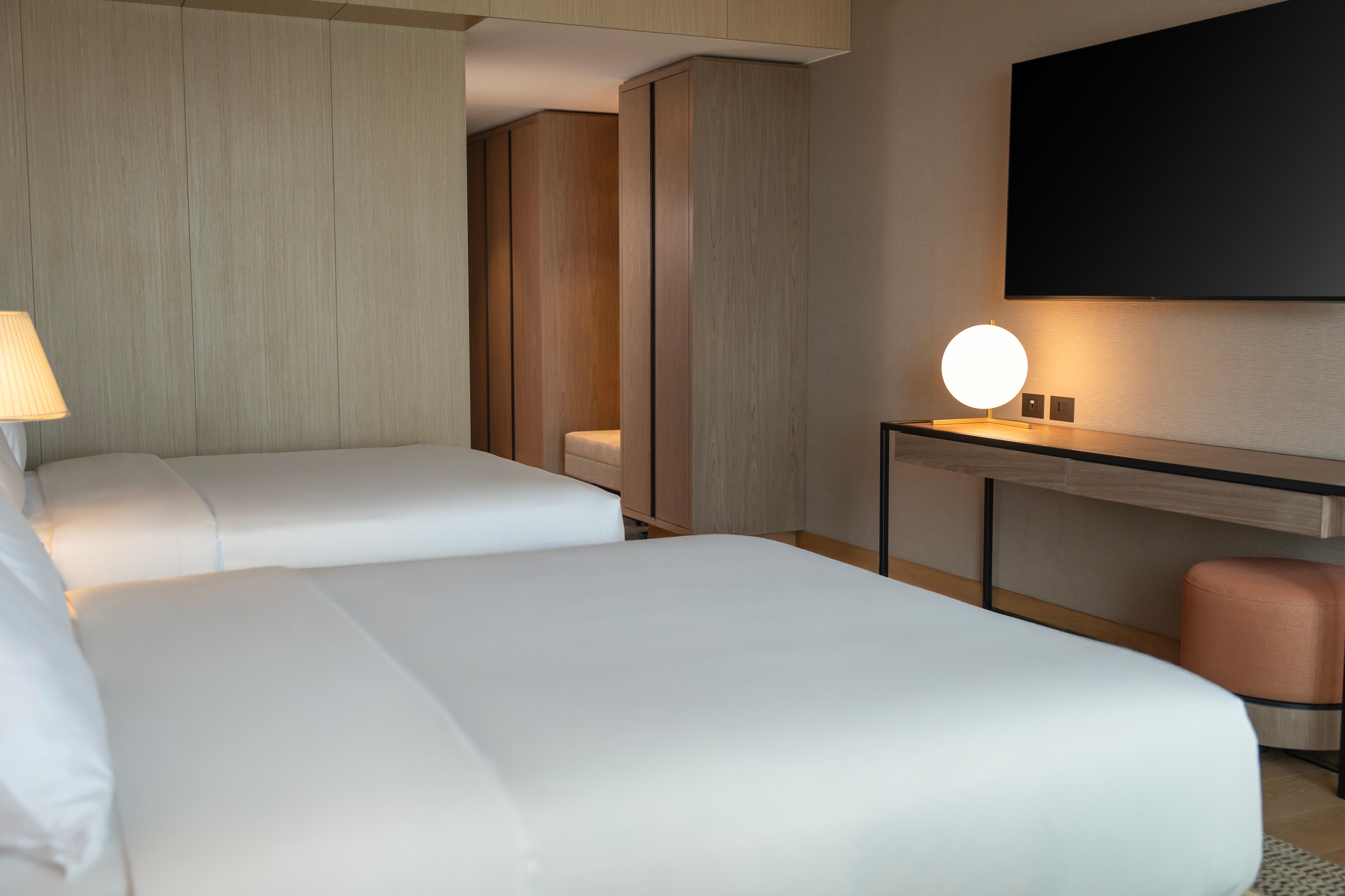 Double Club Two Queen Beds