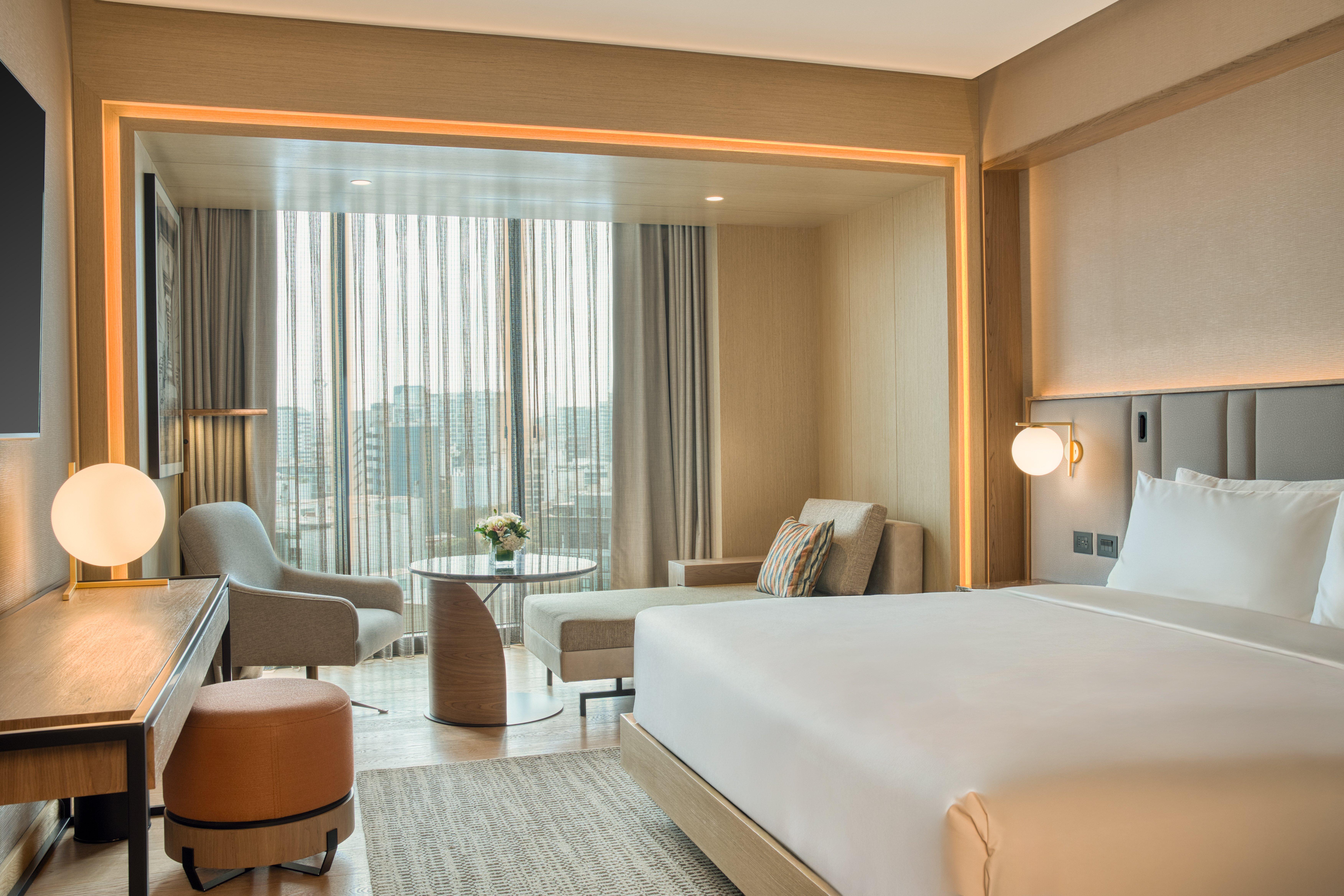 Double Club King Bed