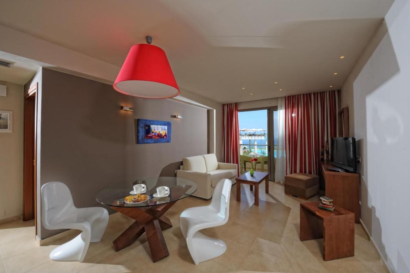 Suite One Bedroom with Views