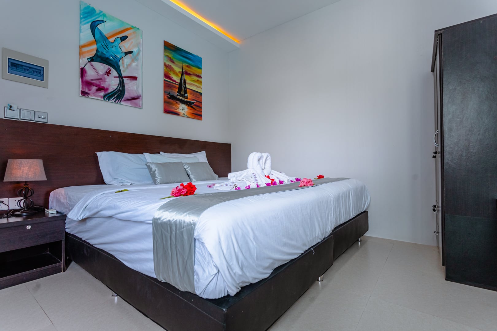 Double or Twin Deluxe