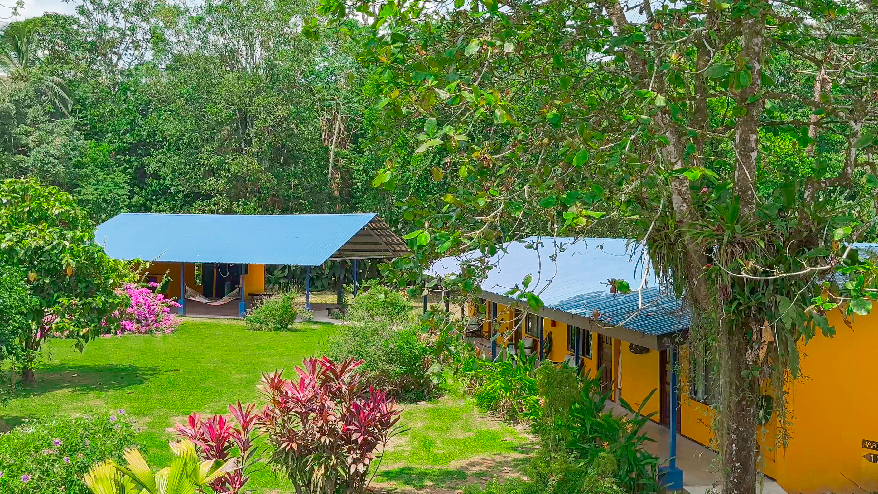 Family Room Capacity 6 Two Bedrooms