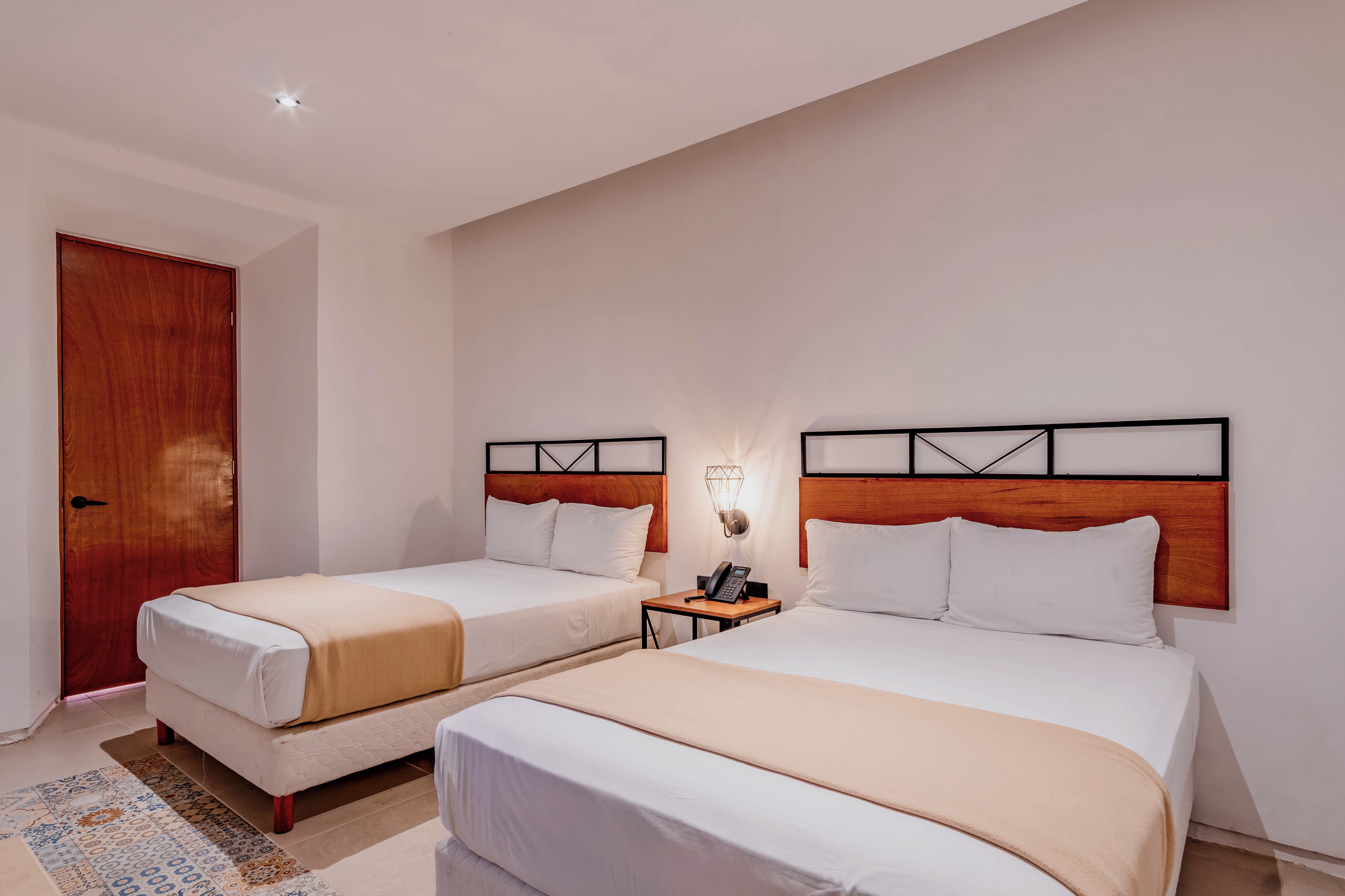 Double or Twin with Double Bed