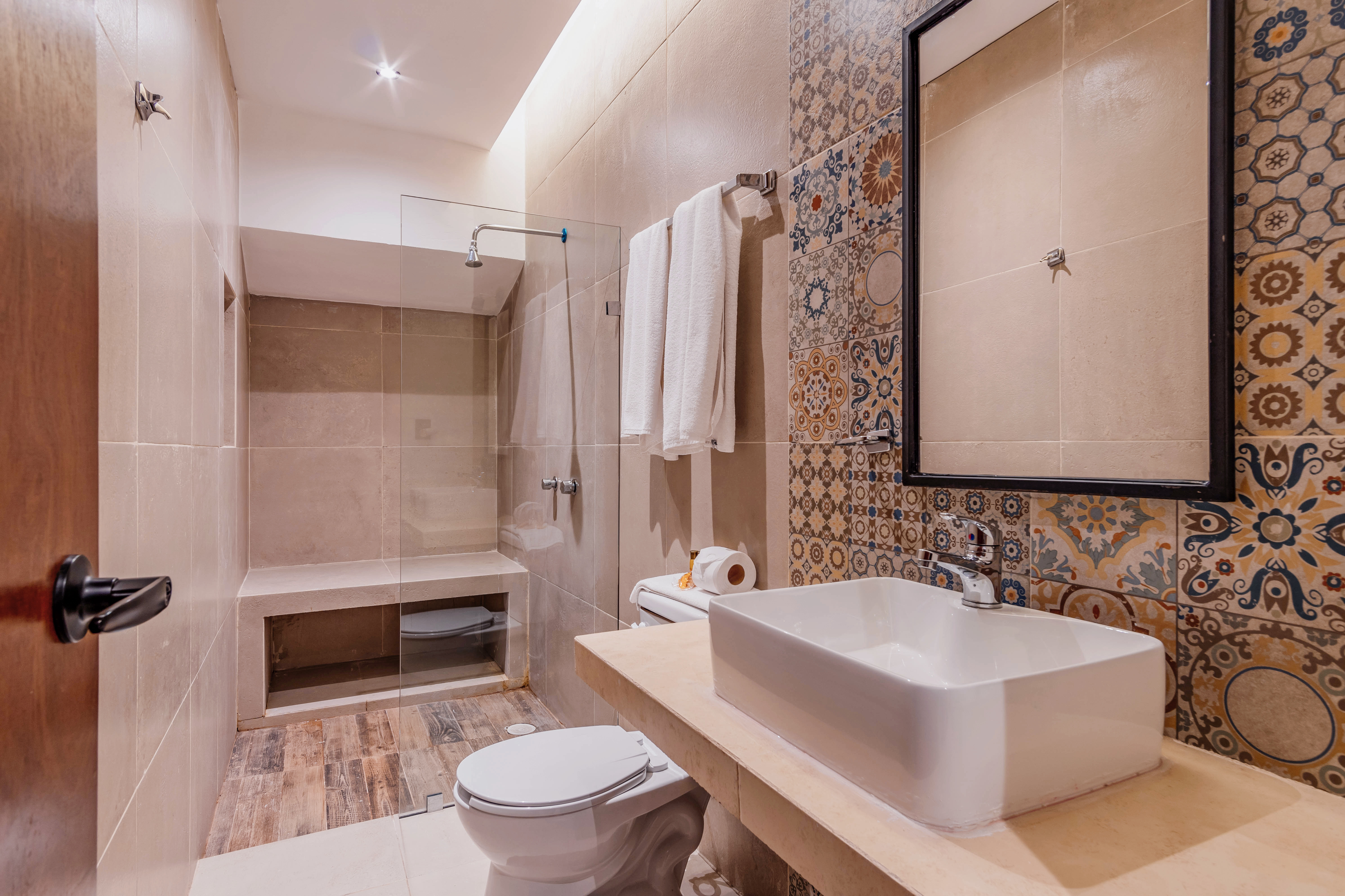 Double Deluxe Queen Bed