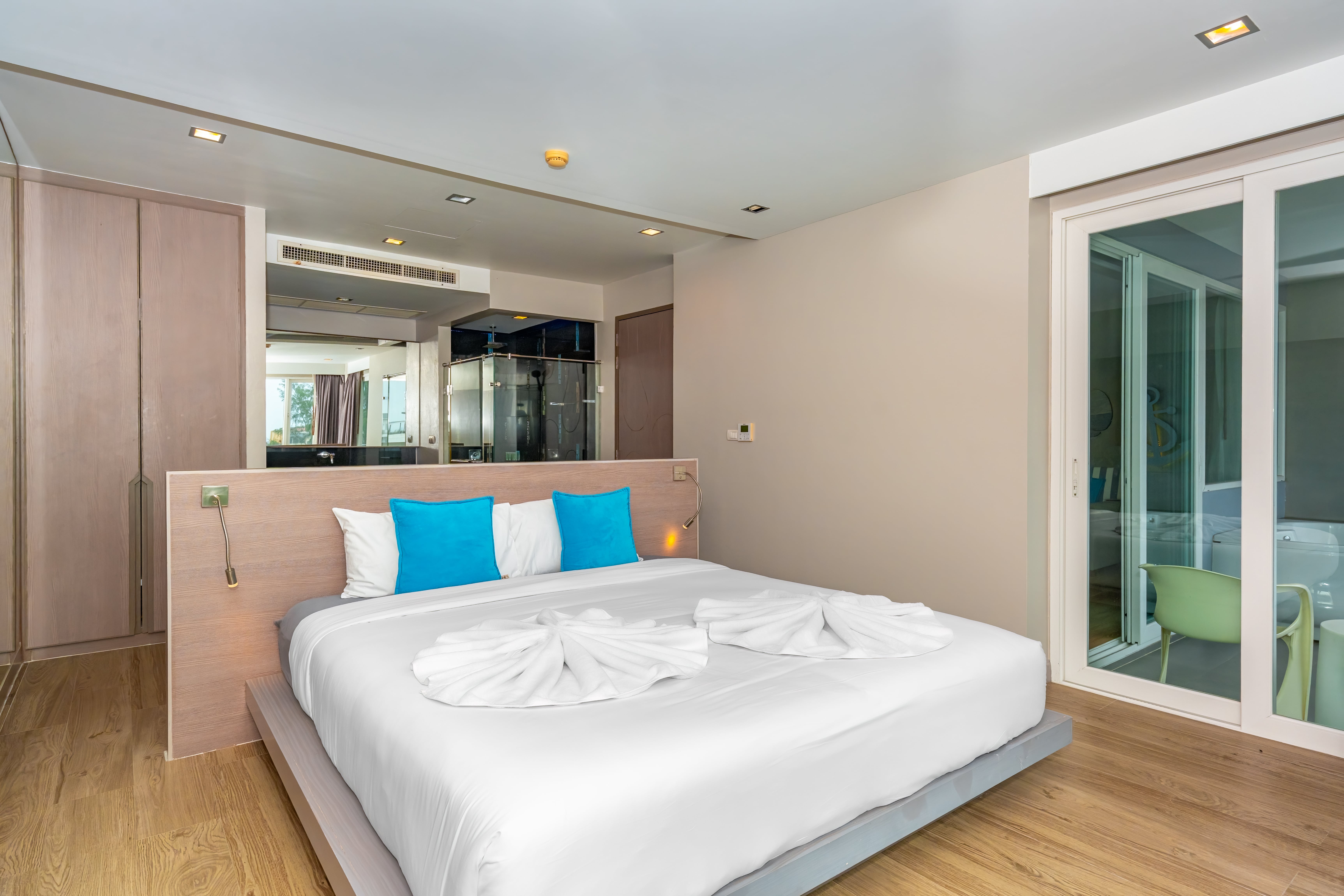 Junior Suite Two Bedrooms One Bathroom