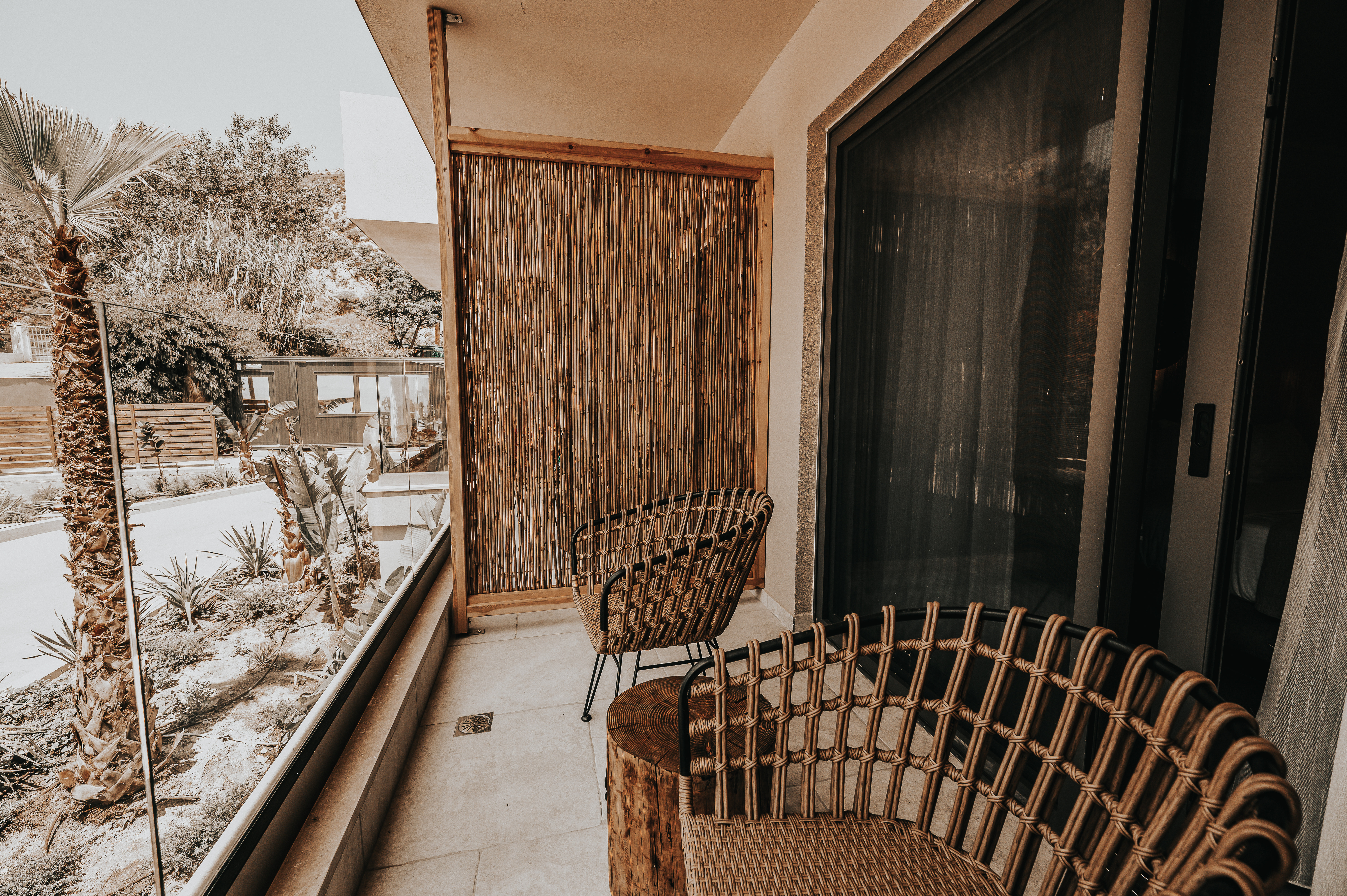 Junior Suite Deluxe King Bed