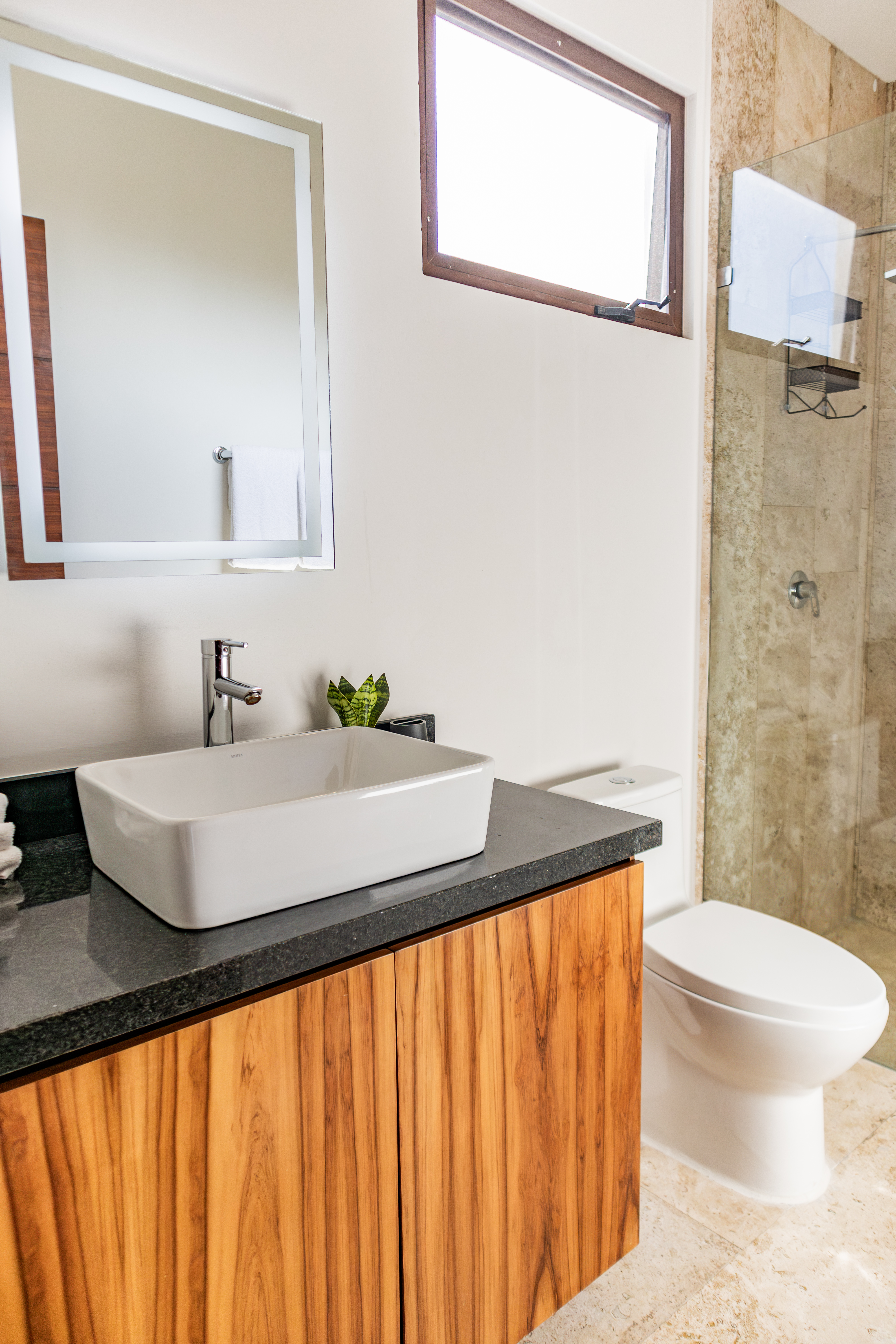 Quadruple Two Bedrooms