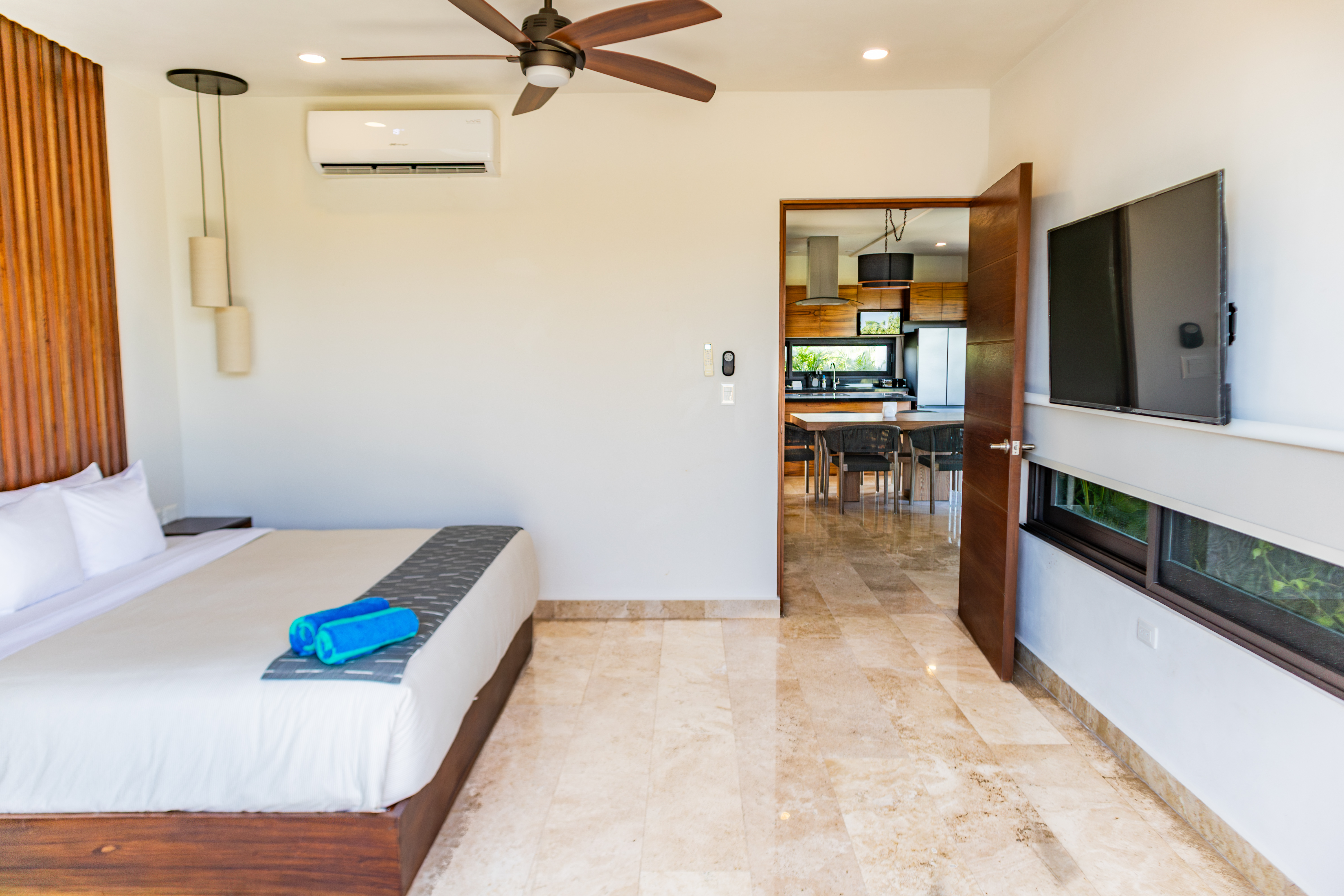 Quadruple Two Bedrooms