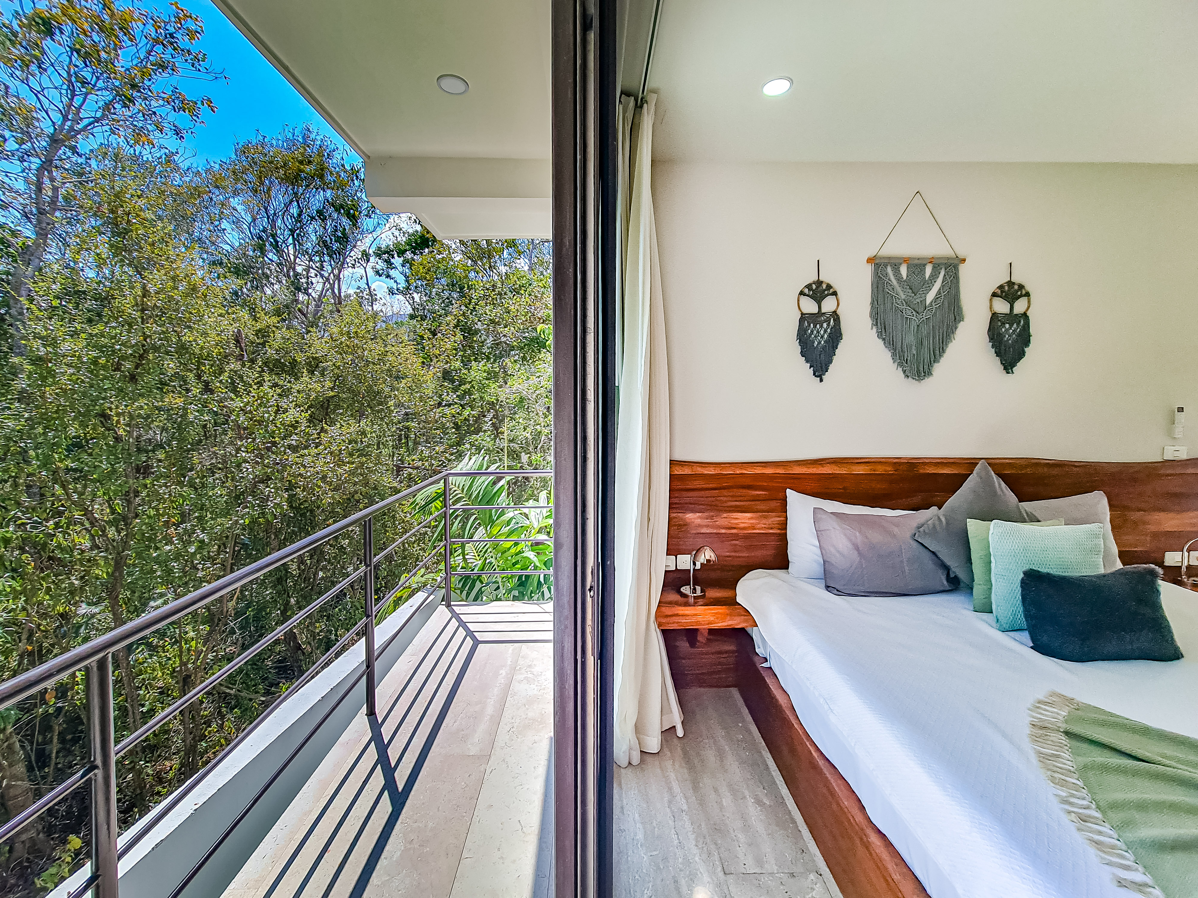 Quadruple Deluxe Two Bedroom