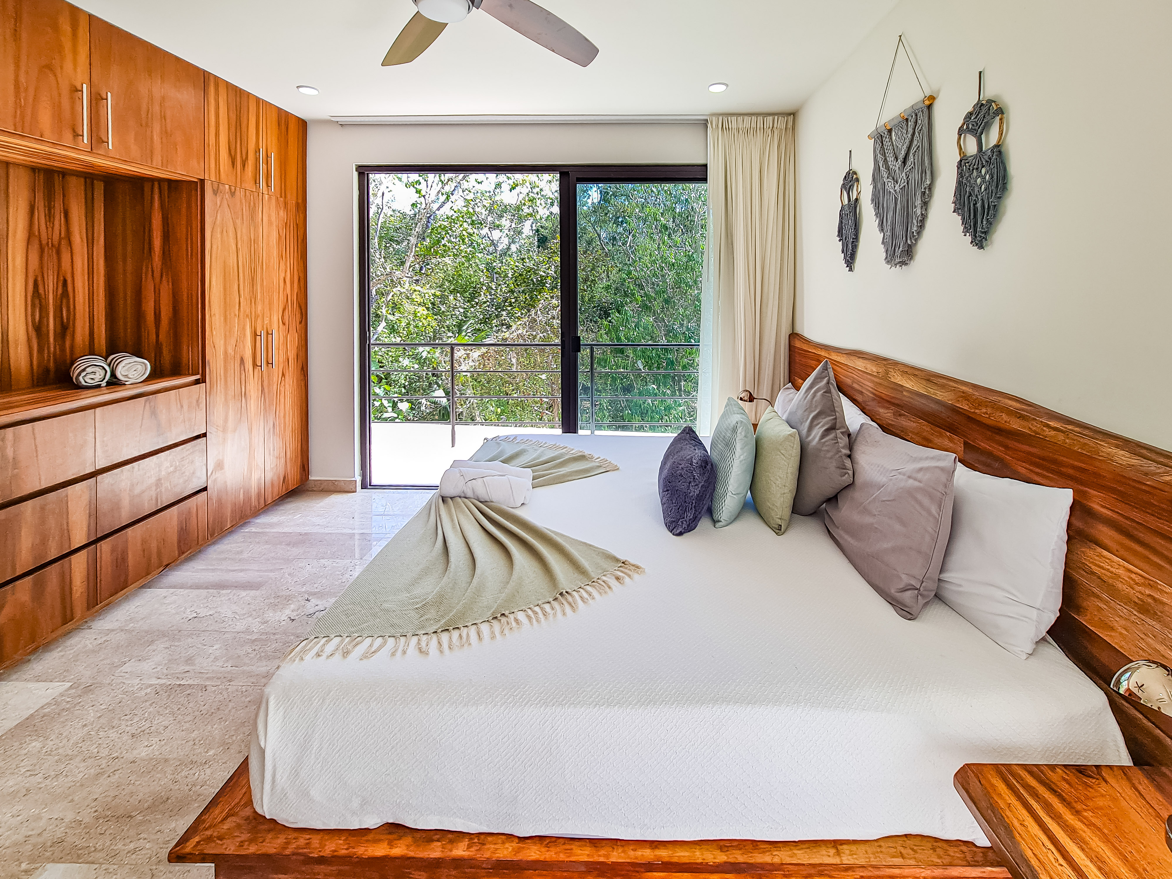 Quadruple Deluxe Two Bedroom